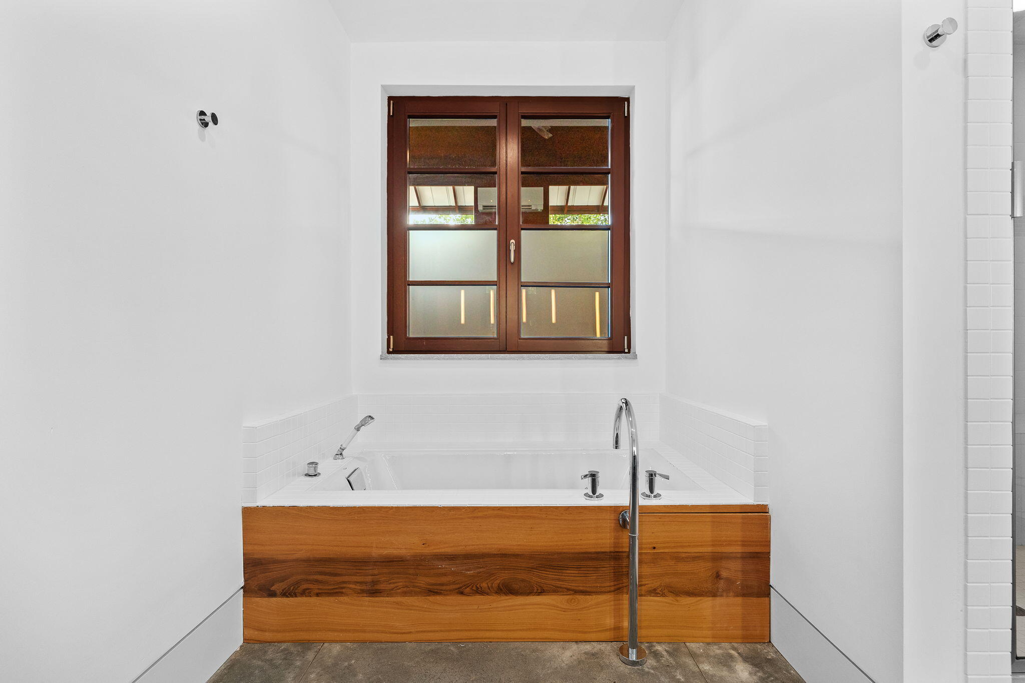 PINES OF BLUE MOUNTAIN - Residential