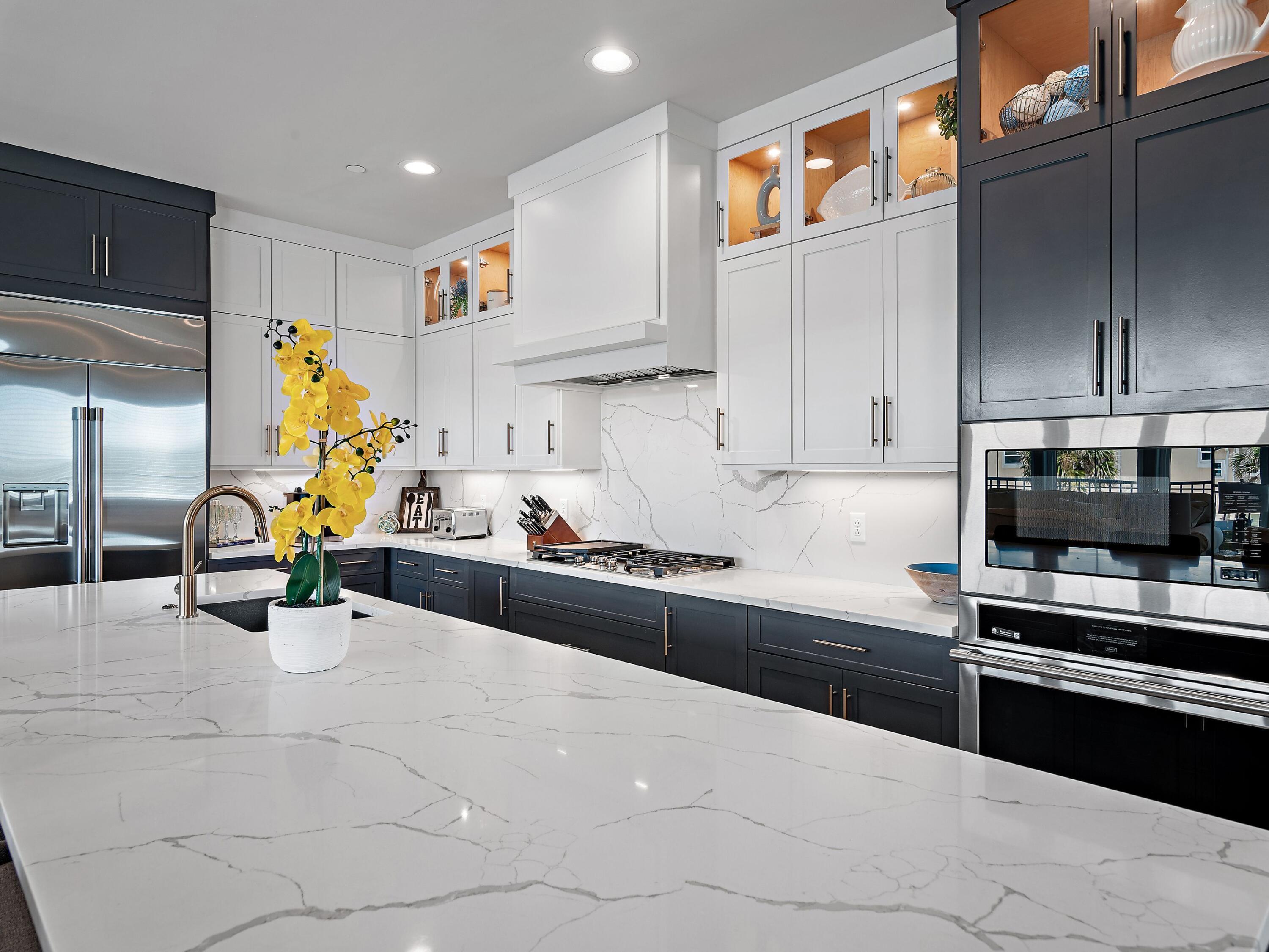 DeLuna Place Townhomes - Residential