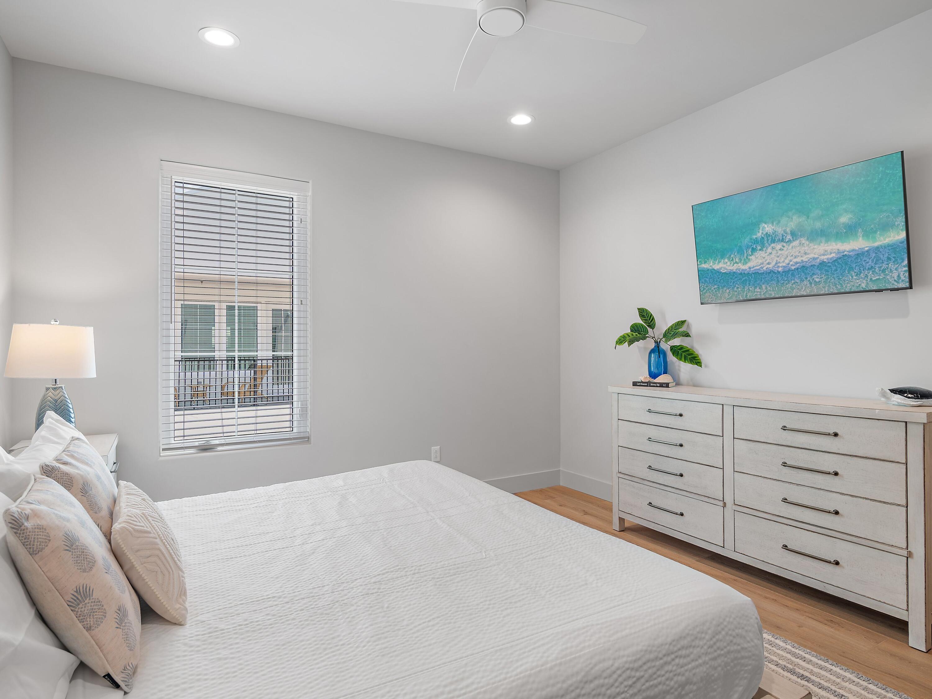 DeLuna Place Townhomes - Residential