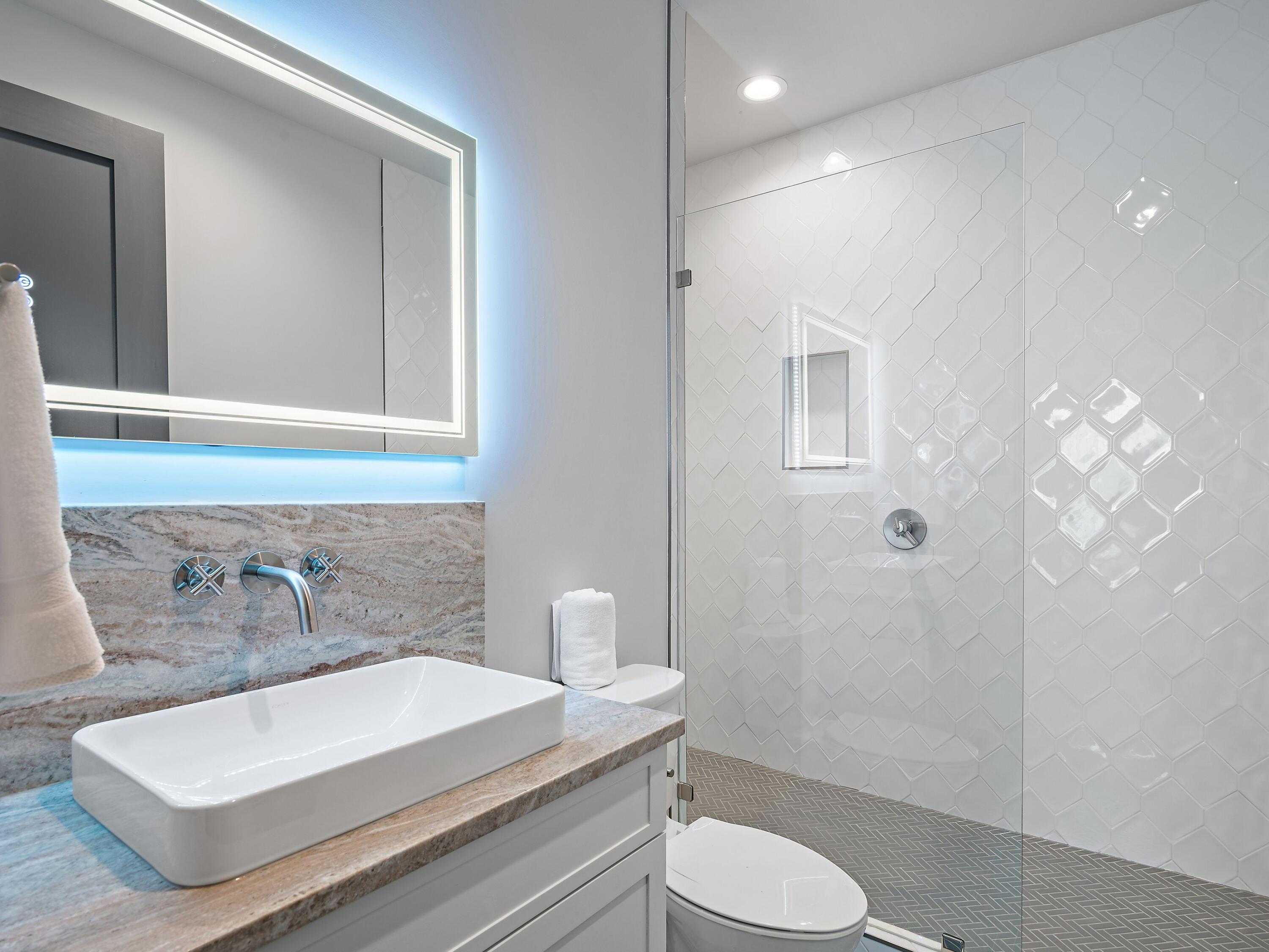 DeLuna Place Townhomes - Residential
