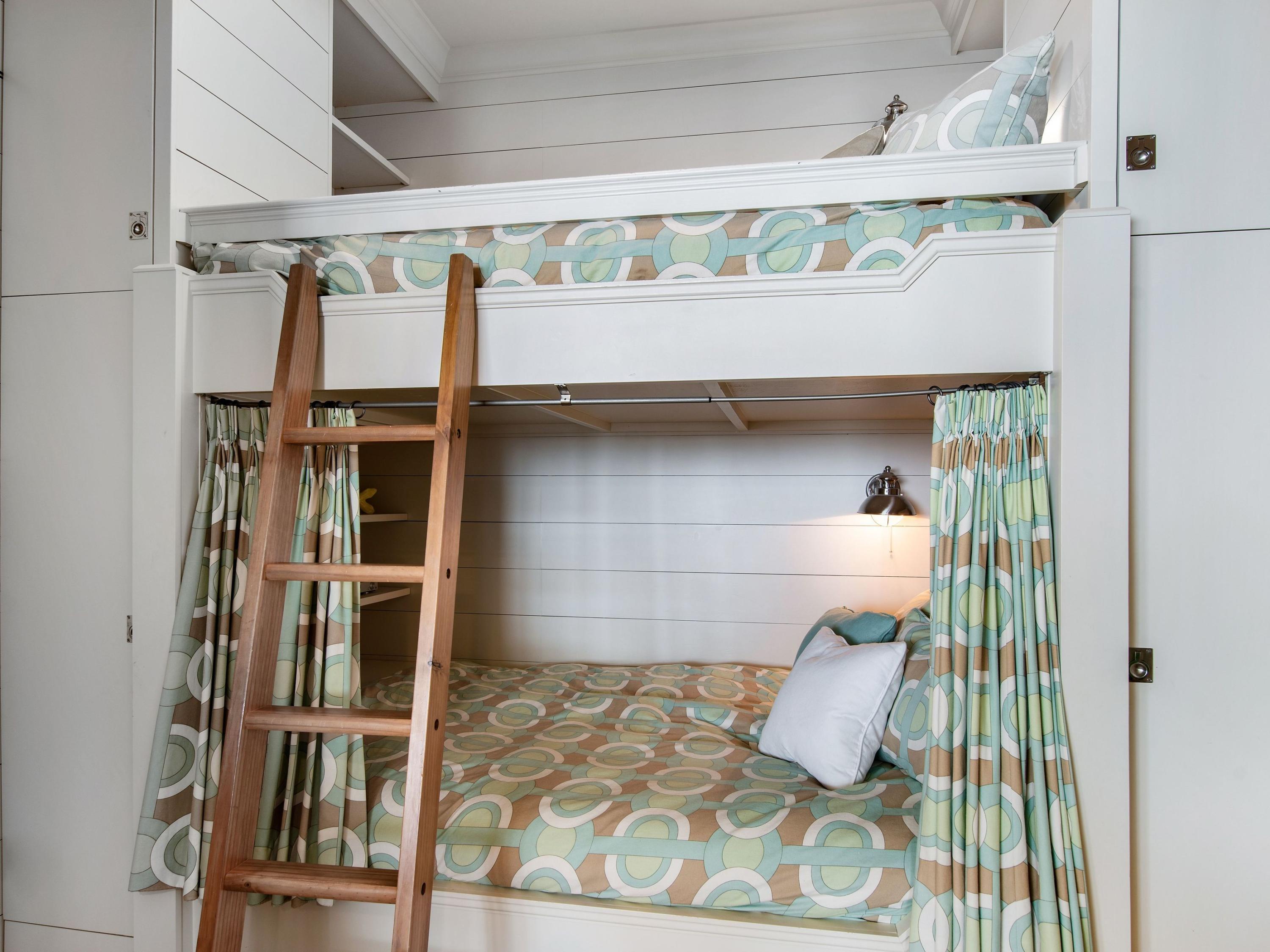 ST. THOMAS AT SILVER SHELLS - Residential