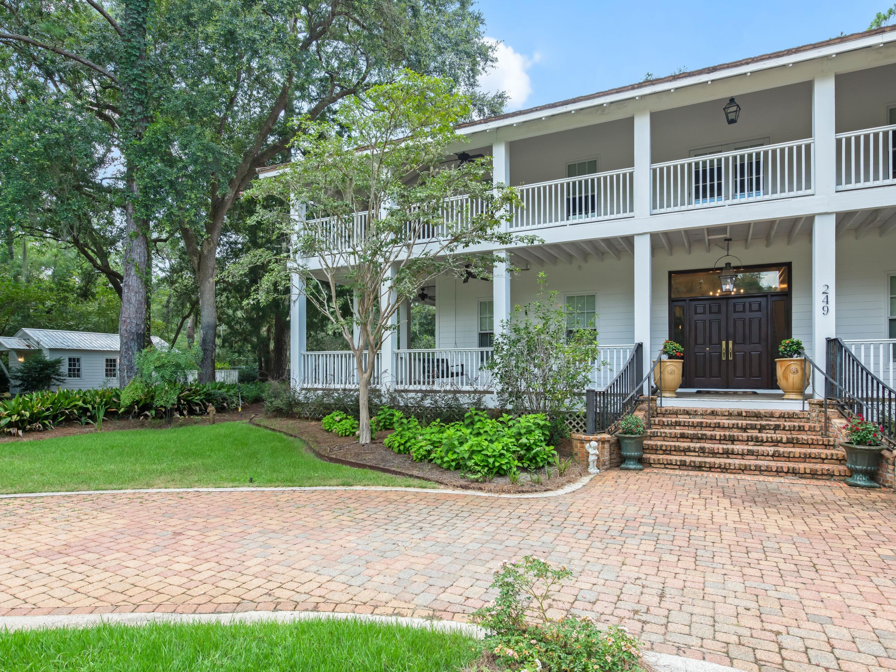 Historic Point Washington - Residential