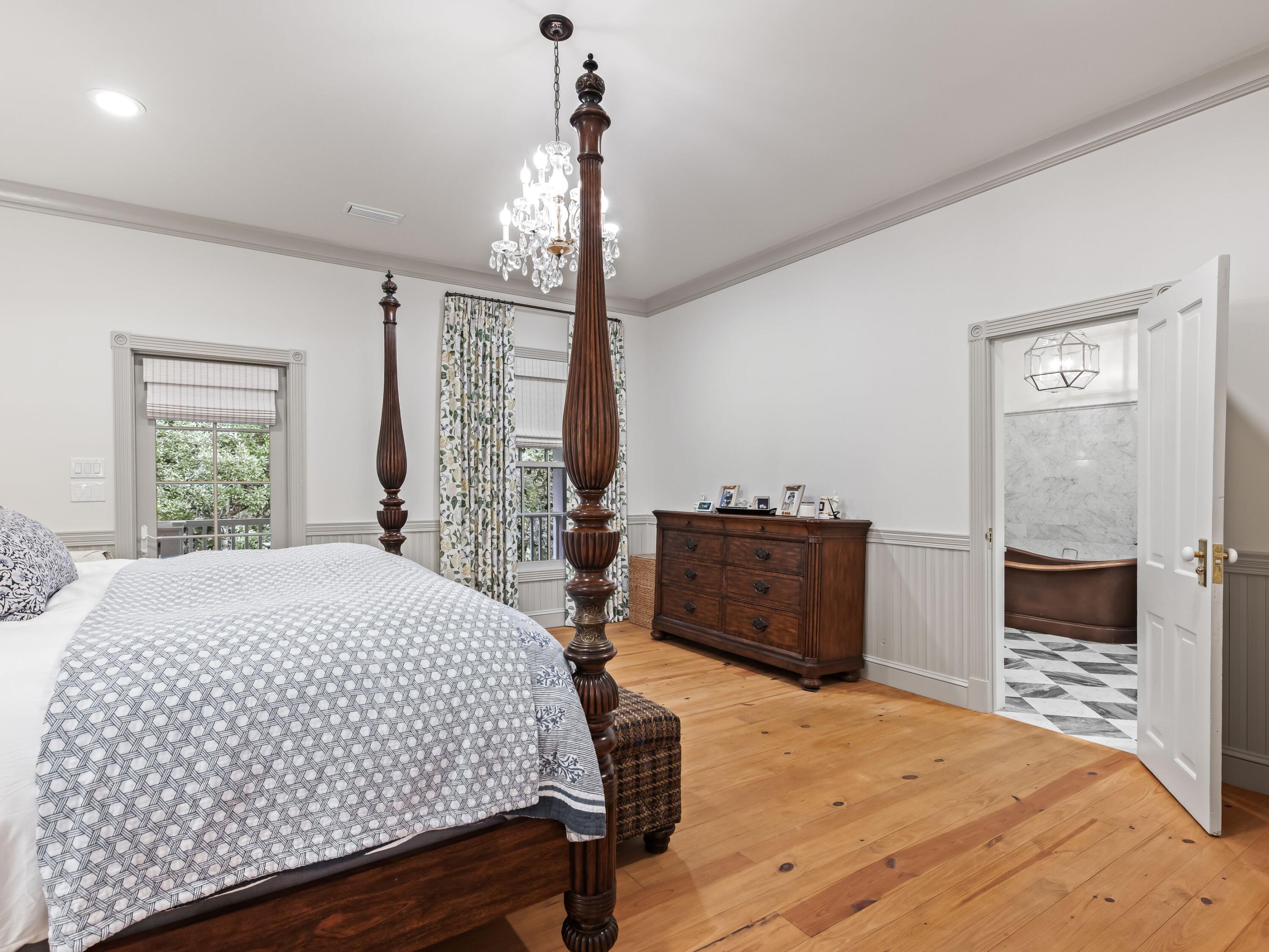 Historic Point Washington - Residential