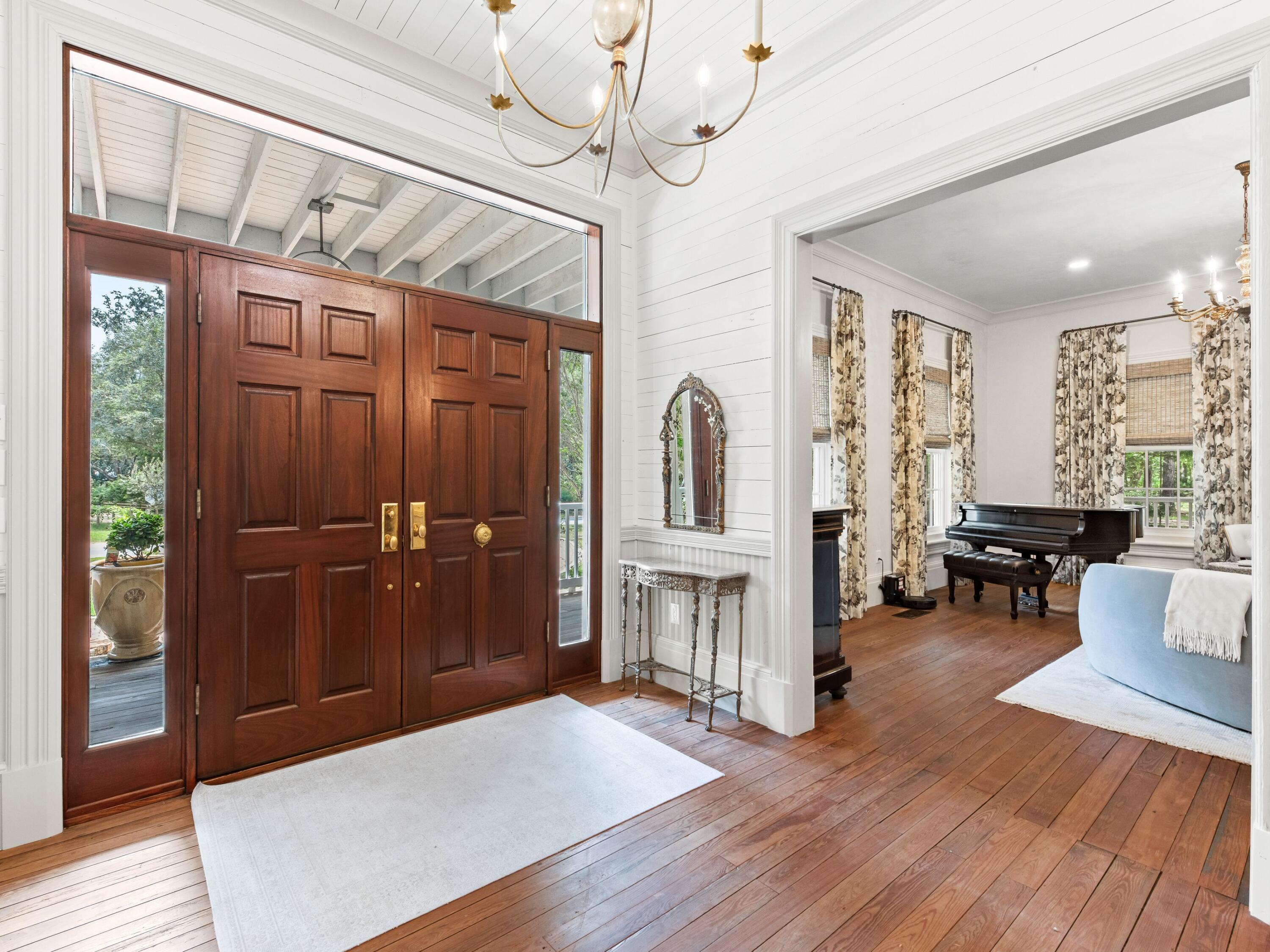 Historic Point Washington - Residential
