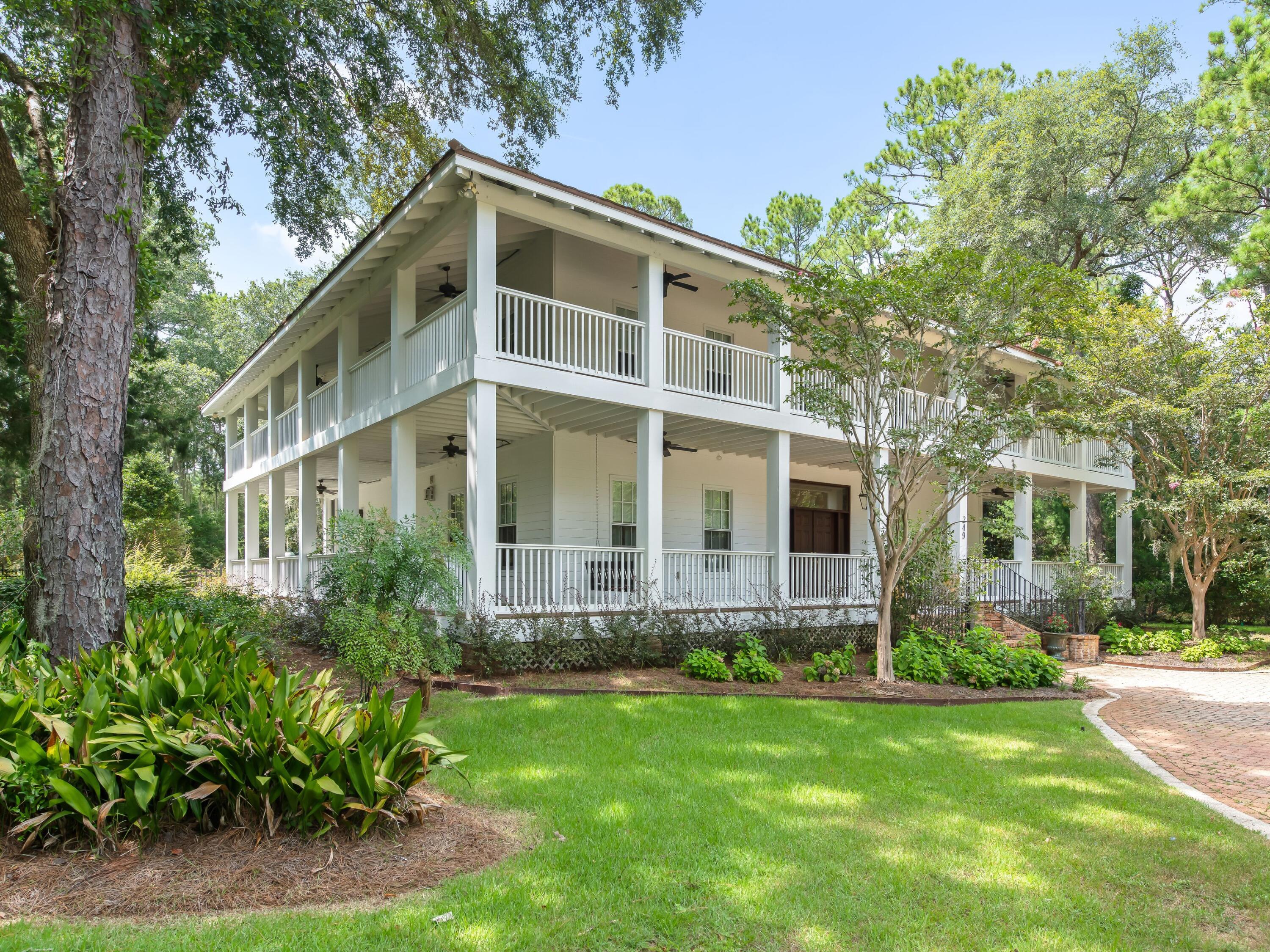 Historic Point Washington - Residential