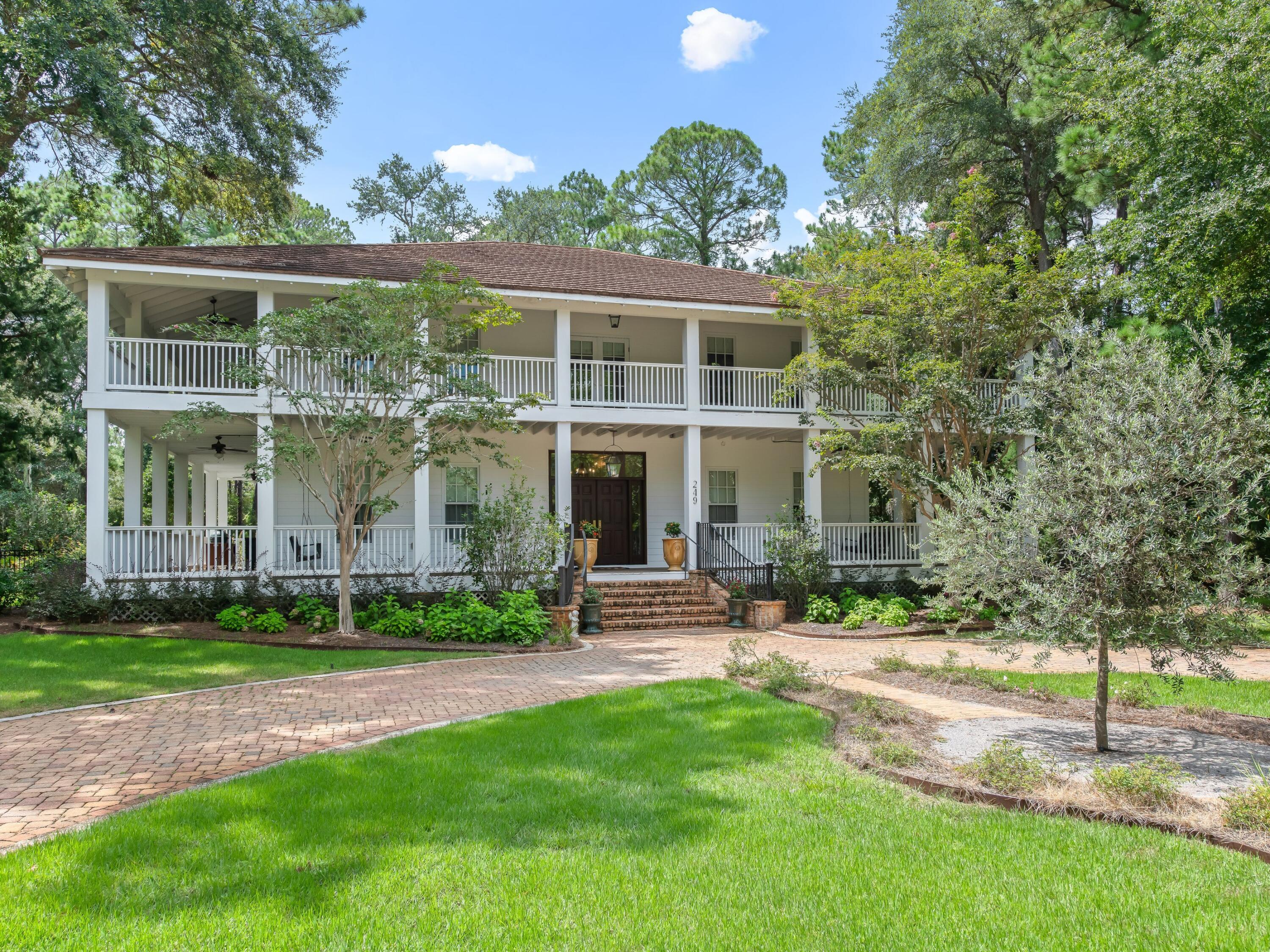 Historic Point Washington - Residential