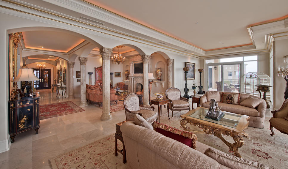 ONE WATER PLACE AT KELLY PLANTATION - Residential