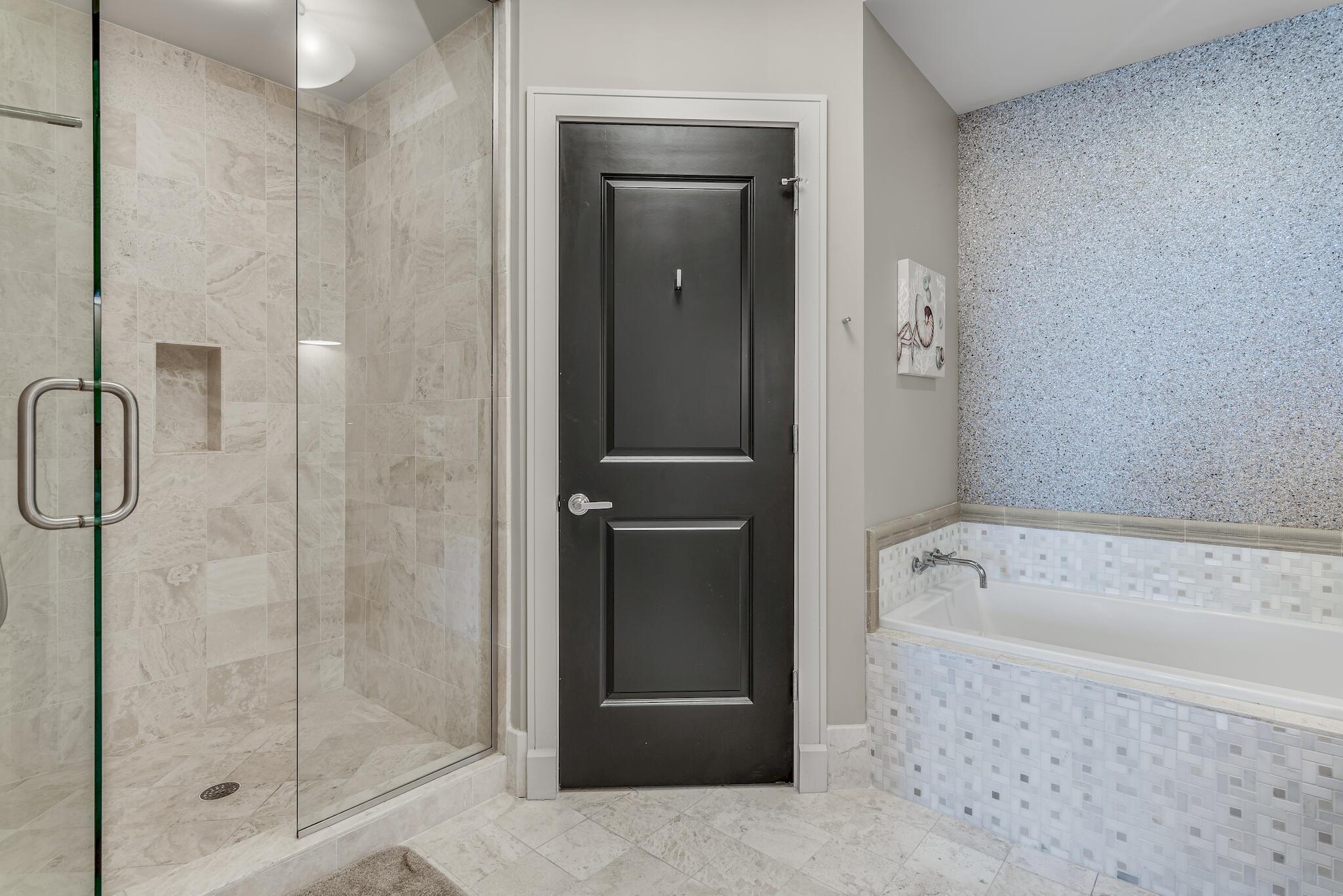 PARK PLACE ON SEAGROVE BEACH
#402 - Residential