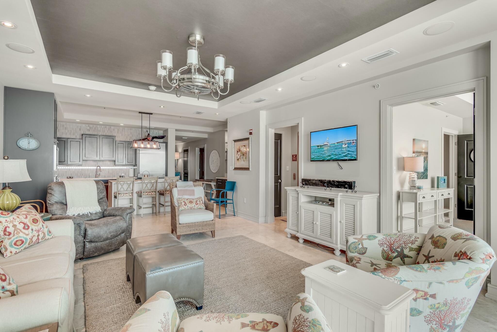 PARK PLACE ON SEAGROVE BEACH
#402 - Residential