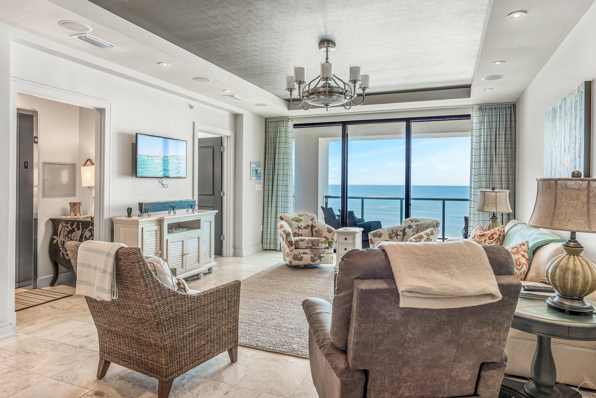 PARK PLACE ON SEAGROVE BEACH
#402 - Residential