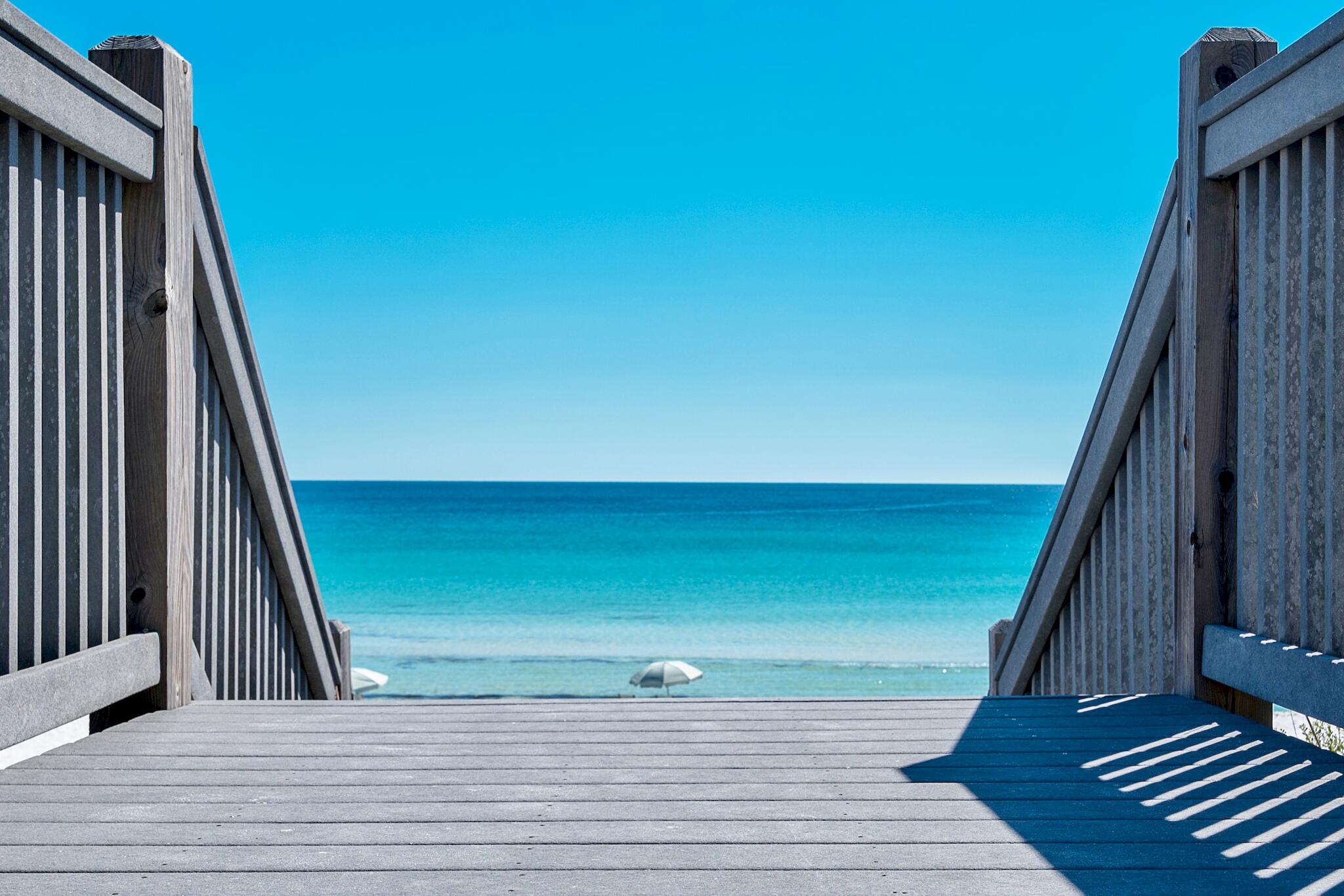 PARK PLACE ON SEAGROVE BEACH
#402 - Residential