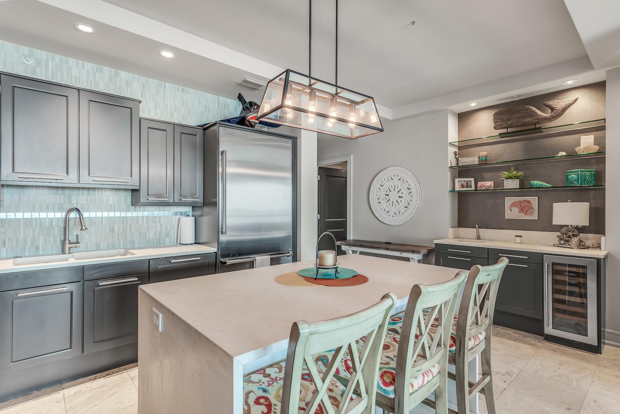 PARK PLACE ON SEAGROVE BEACH
#402 - Residential