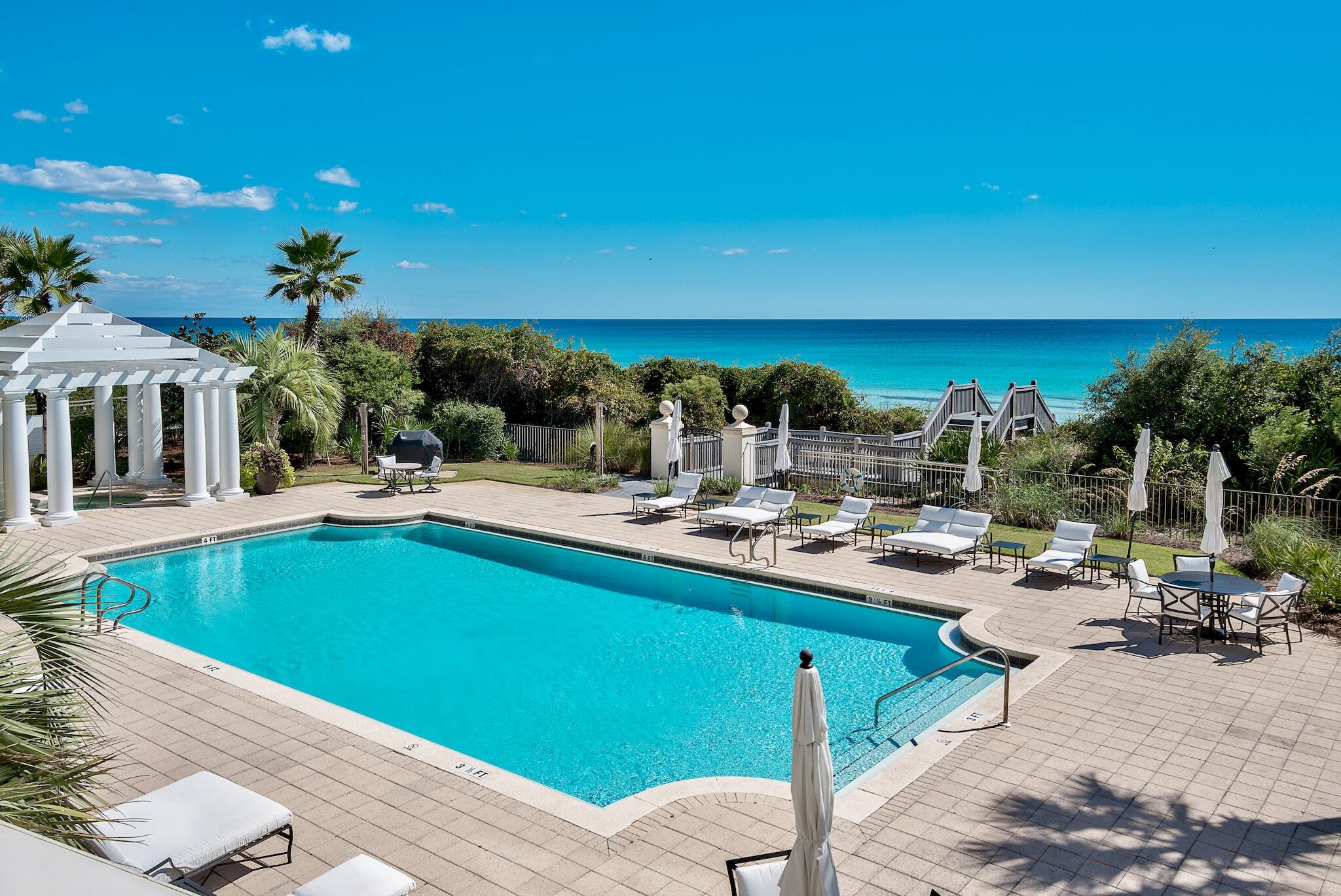 PARK PLACE ON SEAGROVE BEACH
#402 - Residential