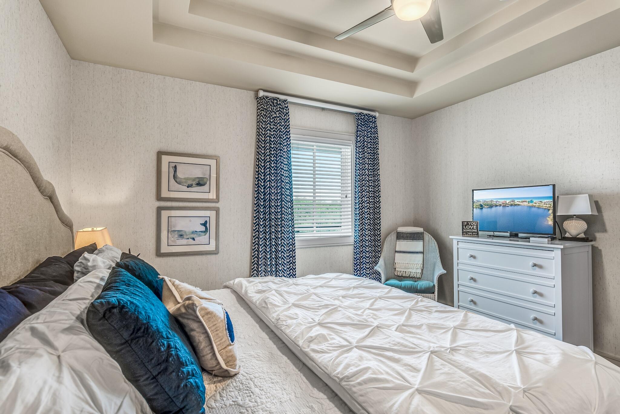 PARK PLACE ON SEAGROVE BEACH
#402 - Residential