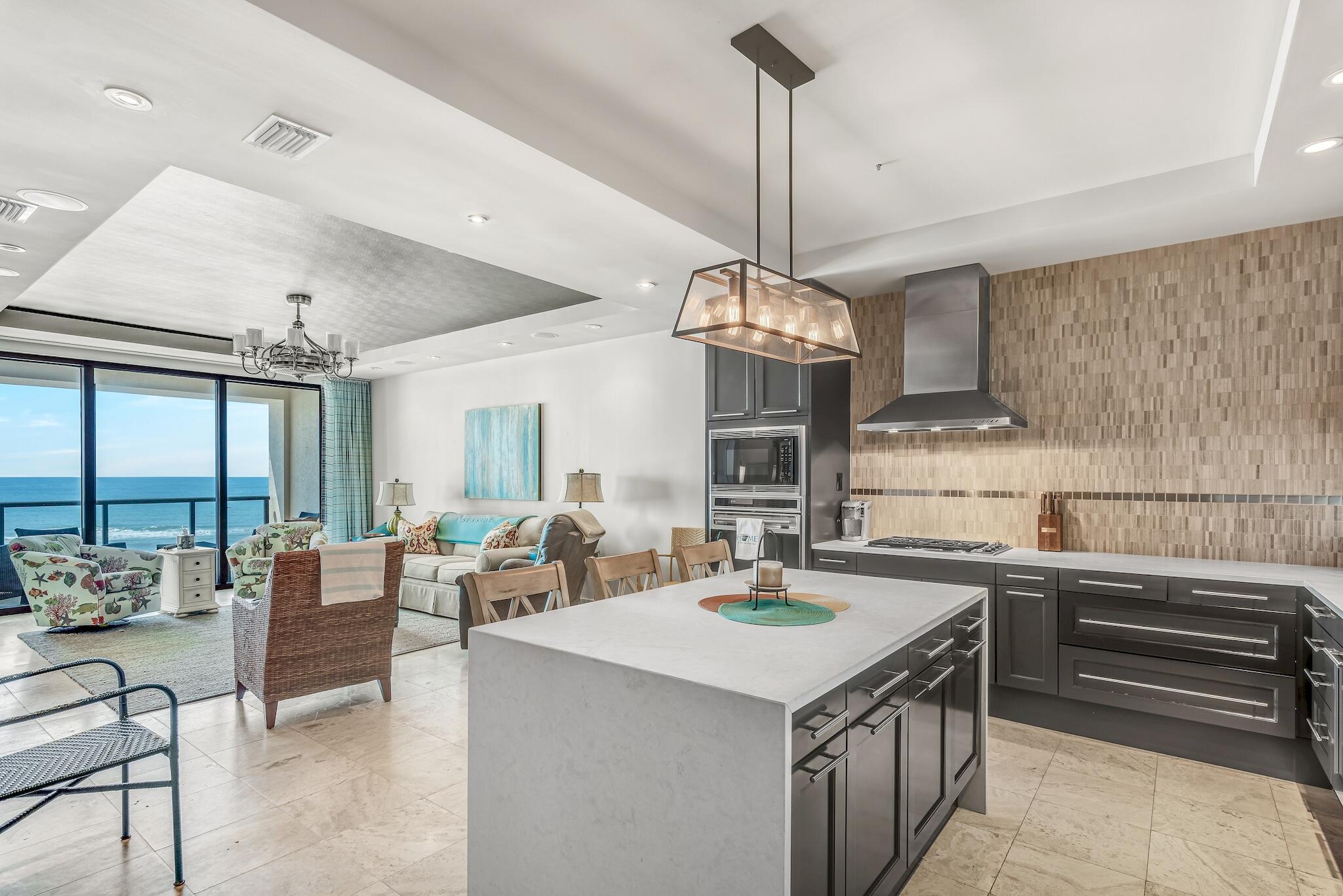 PARK PLACE ON SEAGROVE BEACH
#402 - Residential