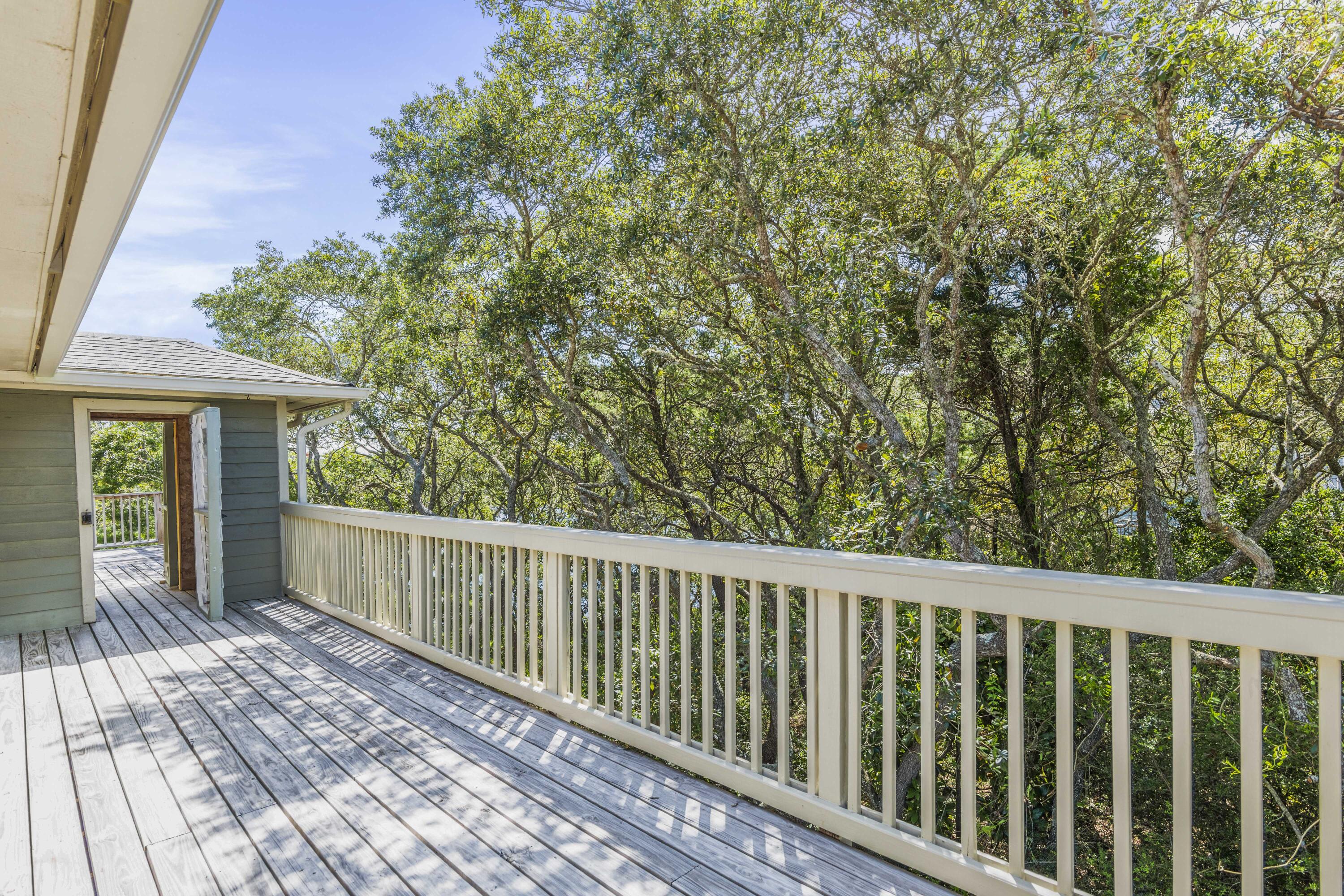 BLUE MOUNTAIN BEACH - Residential