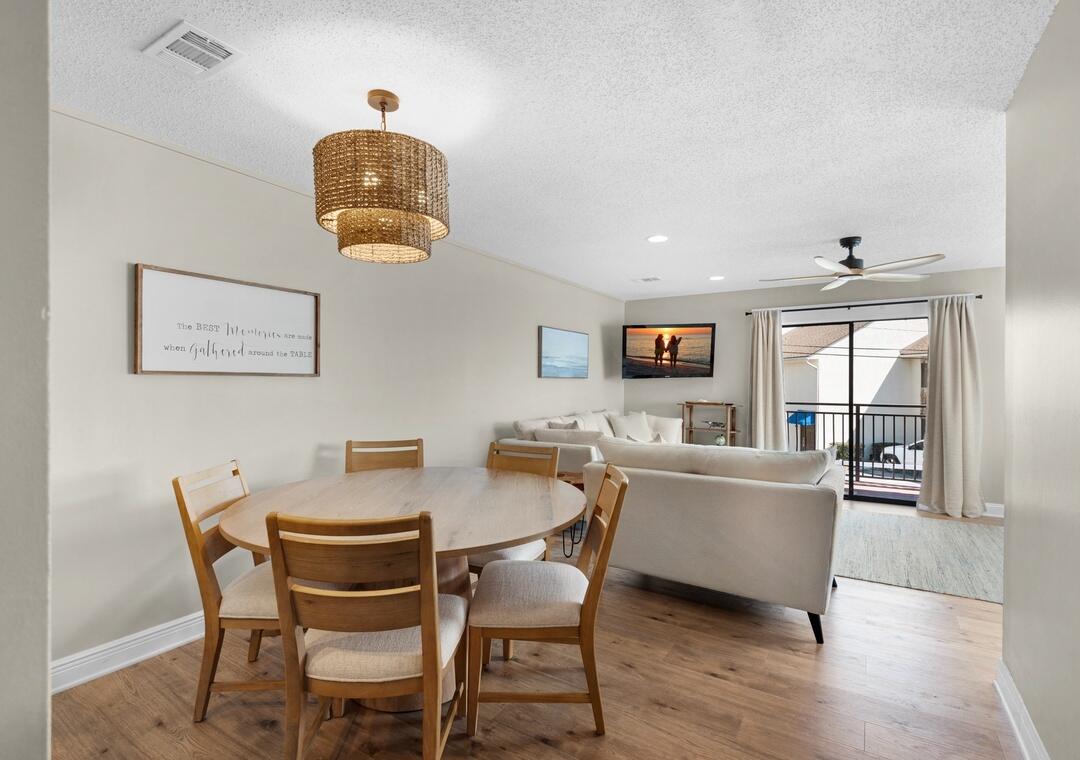 COSTA VISTA T/H - Residential