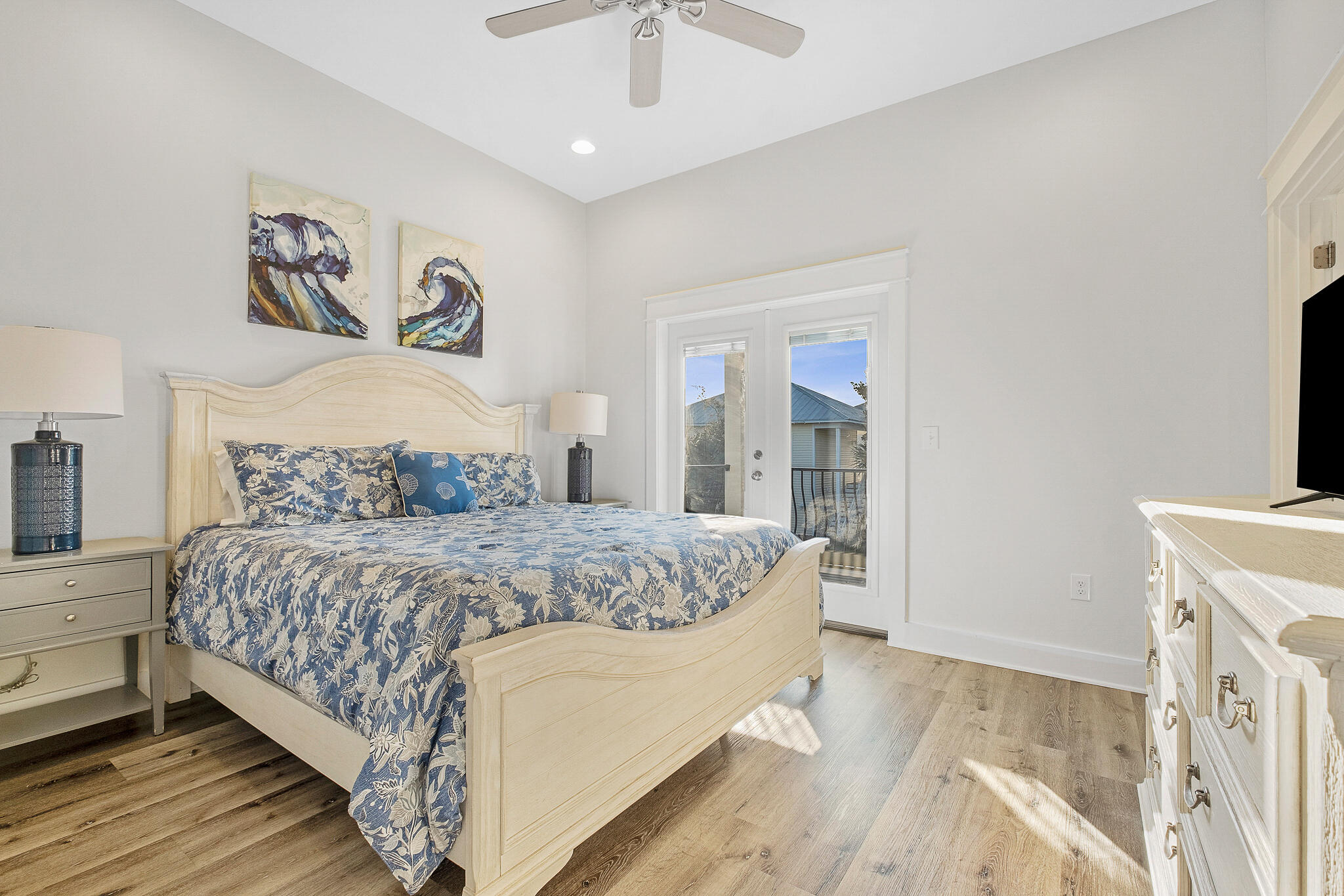 CRYSTAL BEACH - Residential