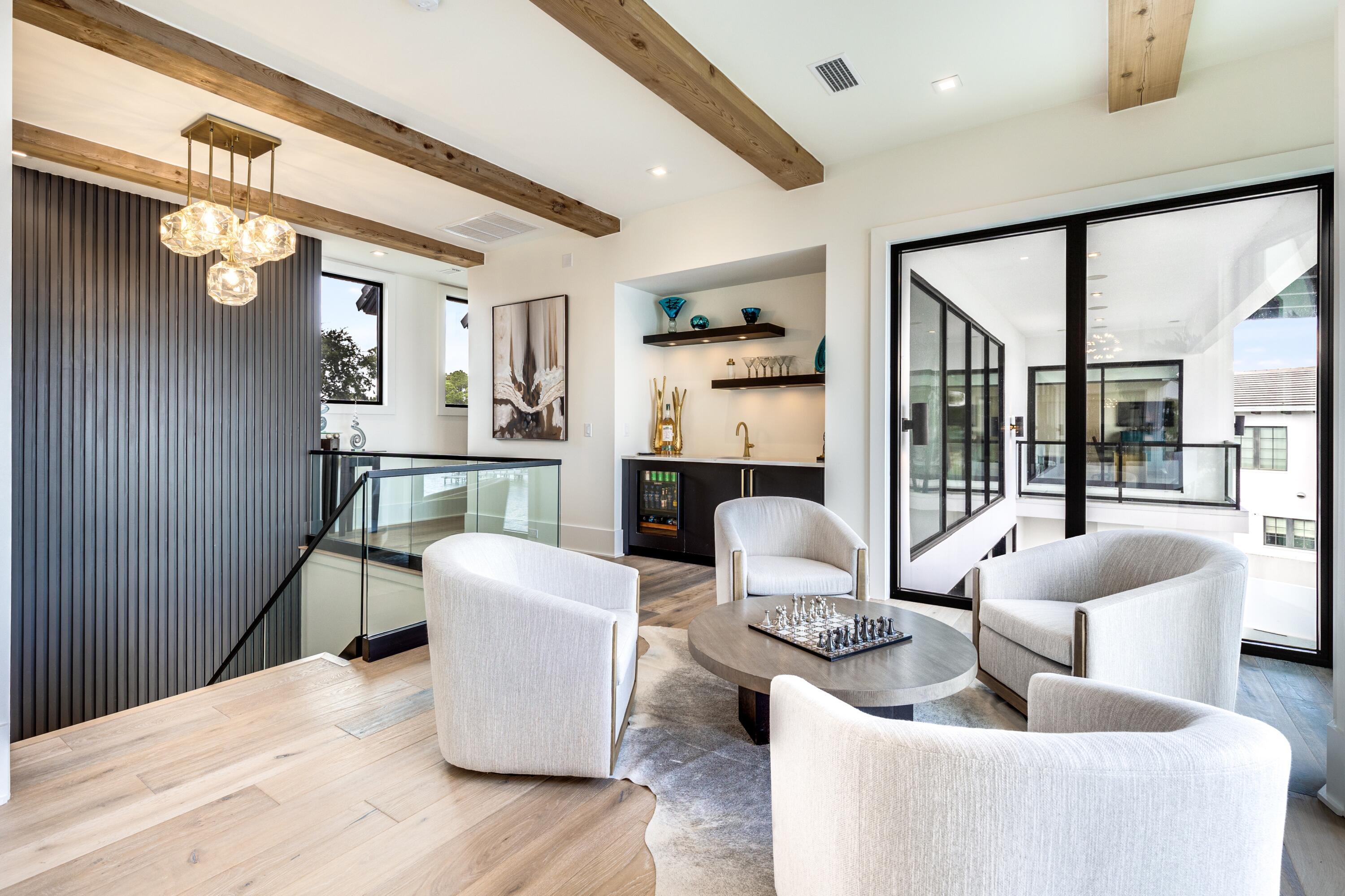 DRIFTWOOD ESTATES
GRAND COVE - Residential