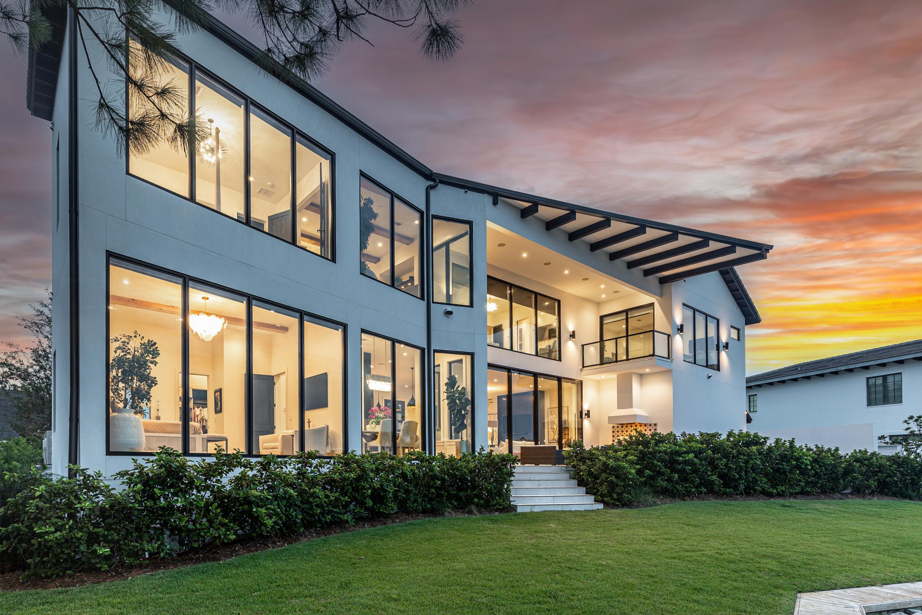 DRIFTWOOD ESTATES
GRAND COVE - Residential