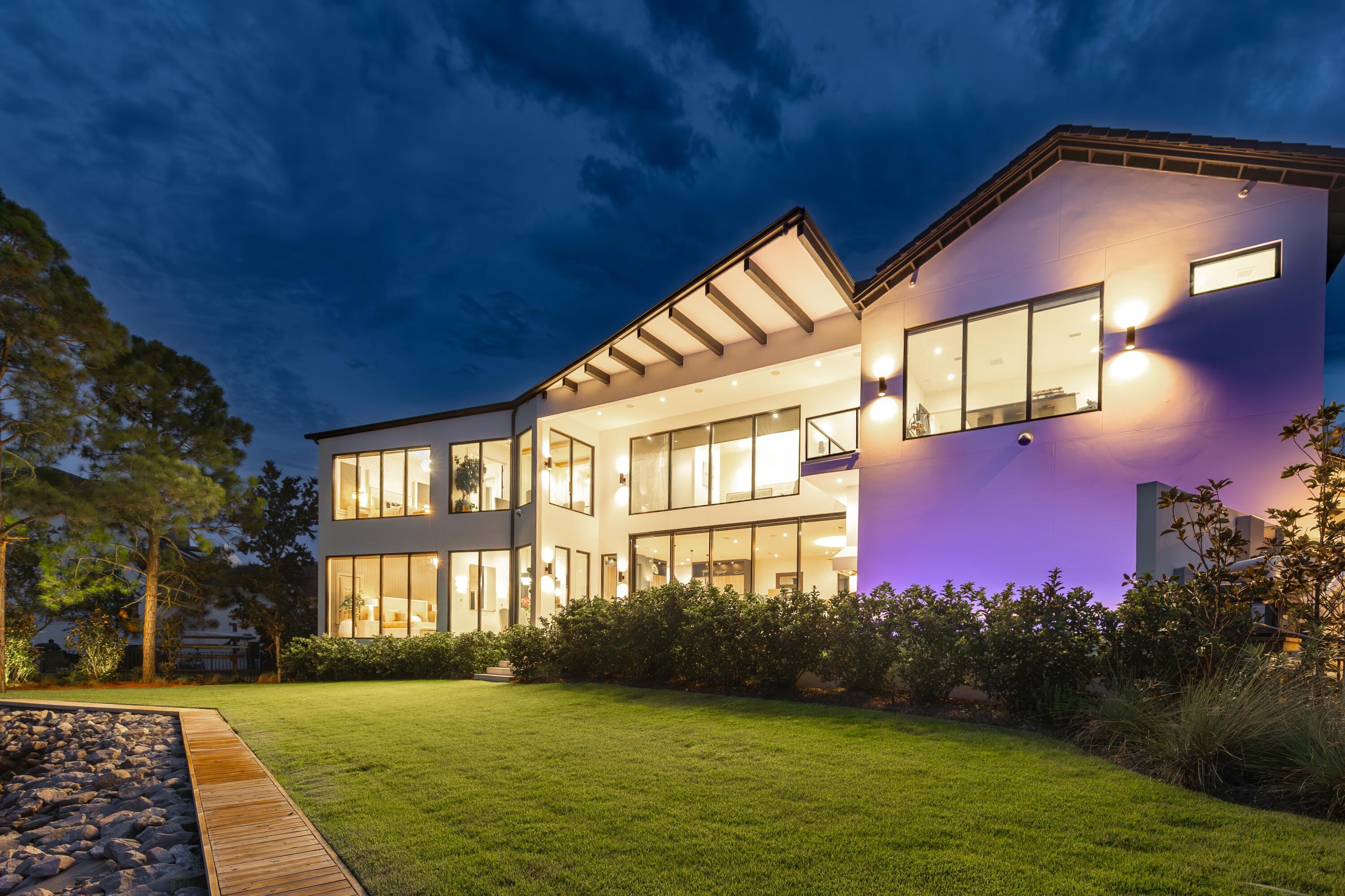 DRIFTWOOD ESTATES
GRAND COVE - Residential