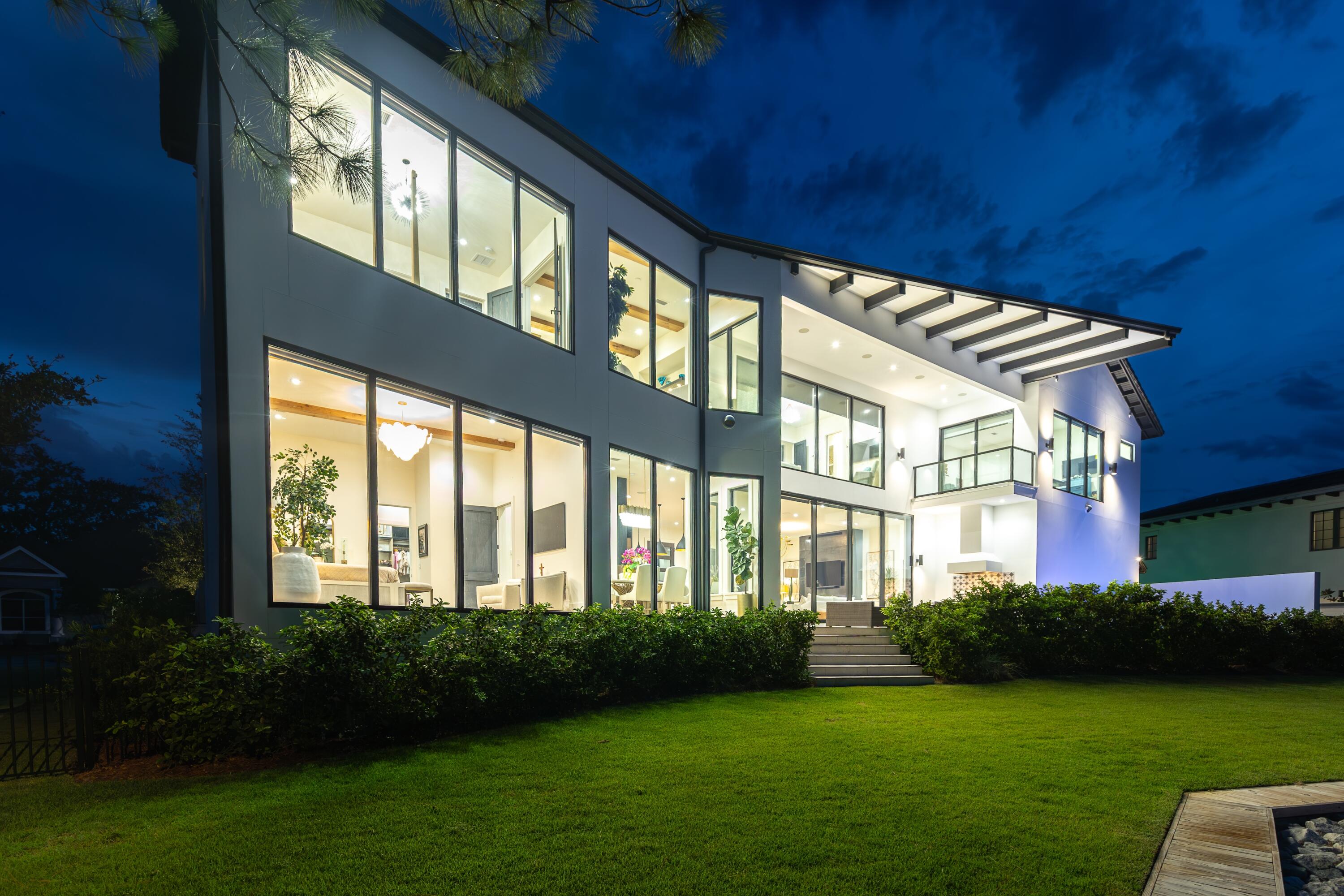 DRIFTWOOD ESTATES
GRAND COVE - Residential