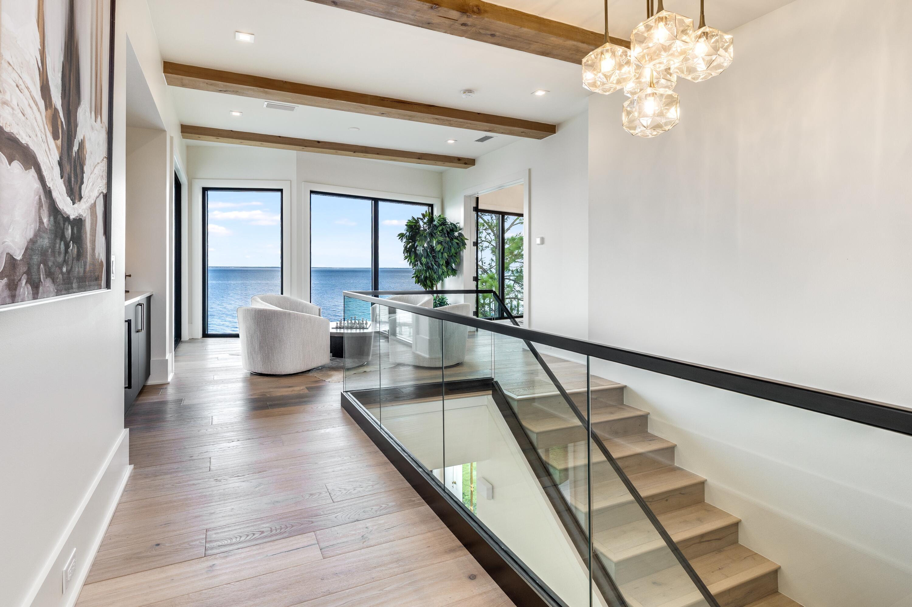 DRIFTWOOD ESTATES
GRAND COVE - Residential