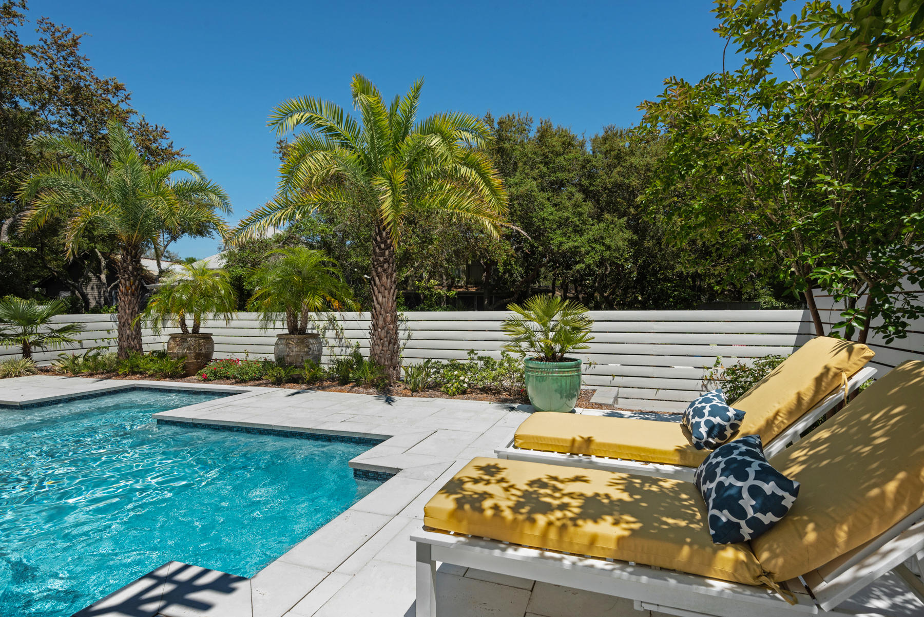 GRAYTON BEACH - Residential
