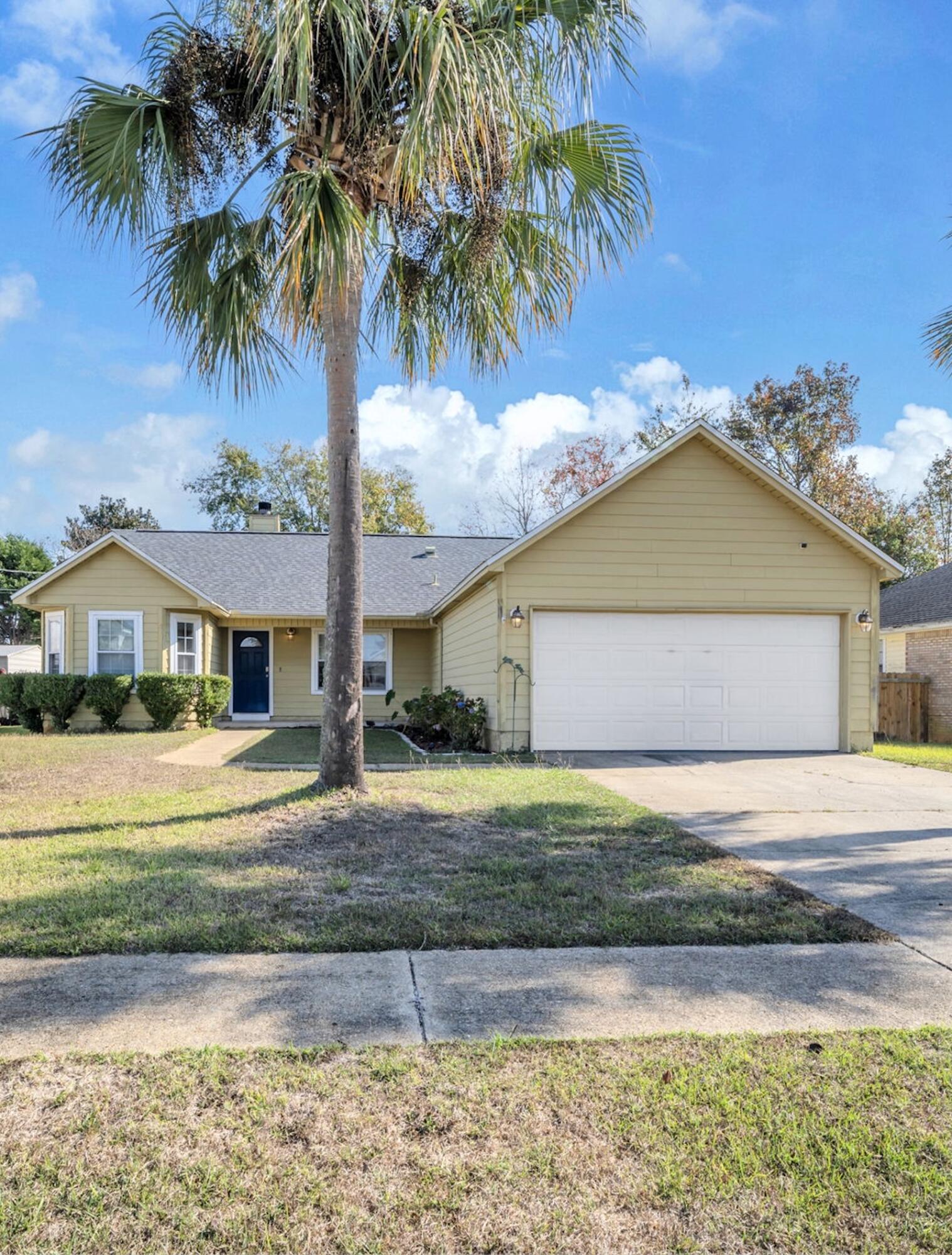 Exceptional home located in the heart of Navarre! PRIME LOCATION!! NEW ROOF 2021!! This adorable 3 bedroom 2 bath home offers a split bedroom floor plan, dining area, breakfast bar, and stainless steel appliances. The exterior of the home offers a two-car garage, fully-fenced backyard, covered front porch and covered back porch. The two car garage is extended for extra storage or a work bench. 
You are minutes away from the world's most beautiful beaches, shopping, dining, area attractions and more! You're directly in the middle between Navarre and Destin and a quick drive to Hurlburt Field. Bring your family and make 2236 Fulva Drive your Navarre residence today!!