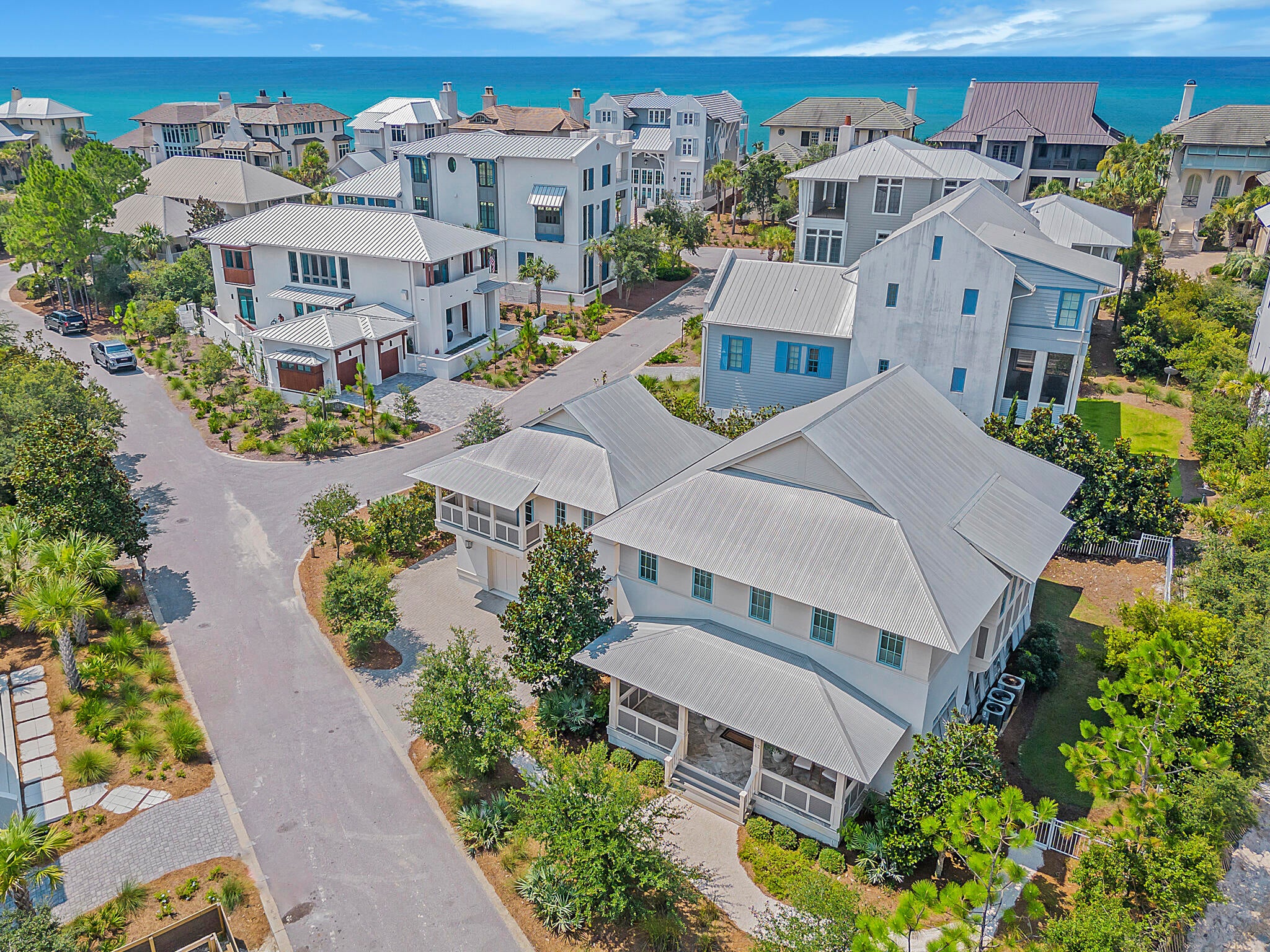 RETREAT THE - Residential