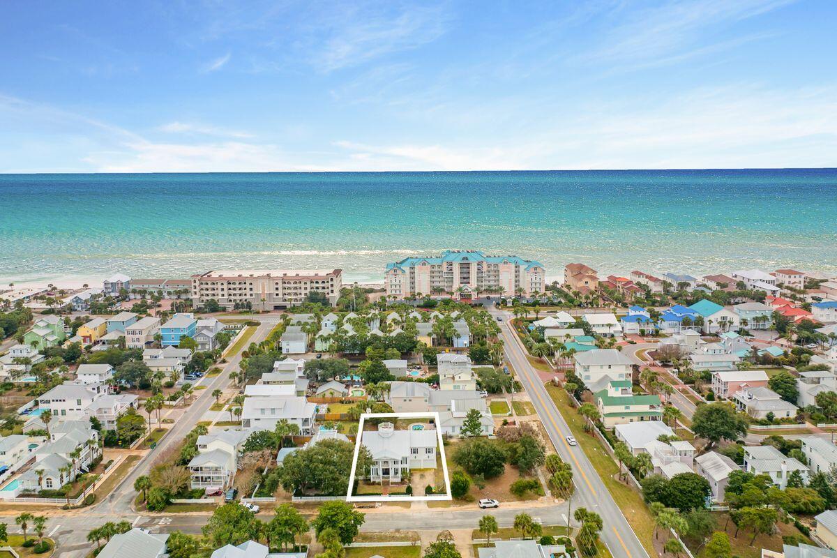 CRYSTAL BEACH - Residential