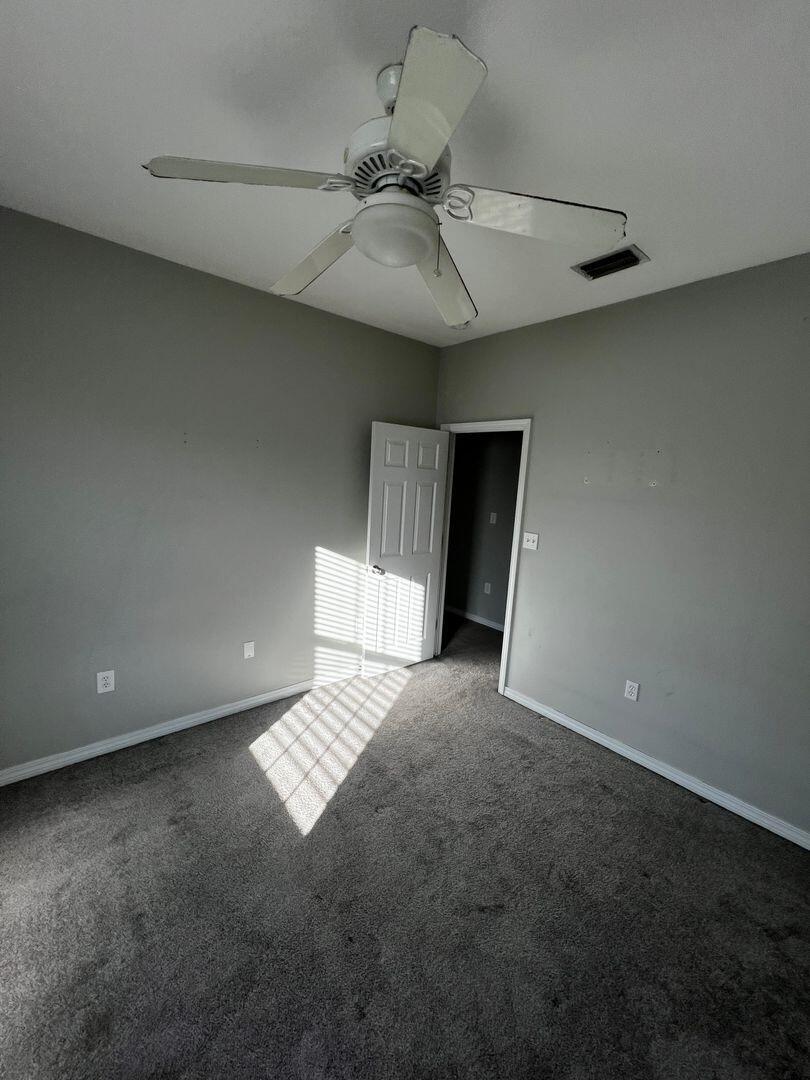 EAGLES NEST - Residential Lease