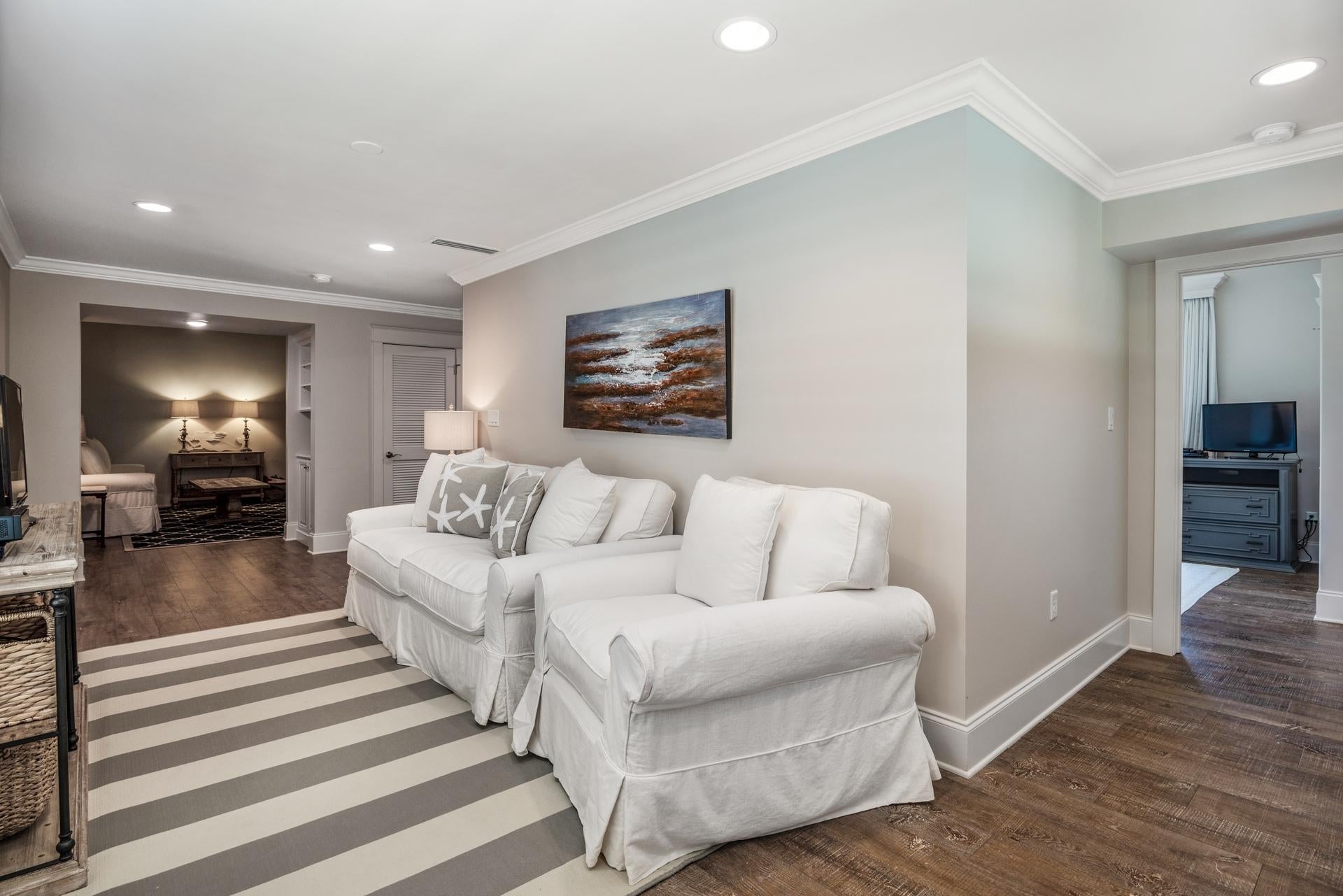 WHITE CLIFFS CONDO - Residential