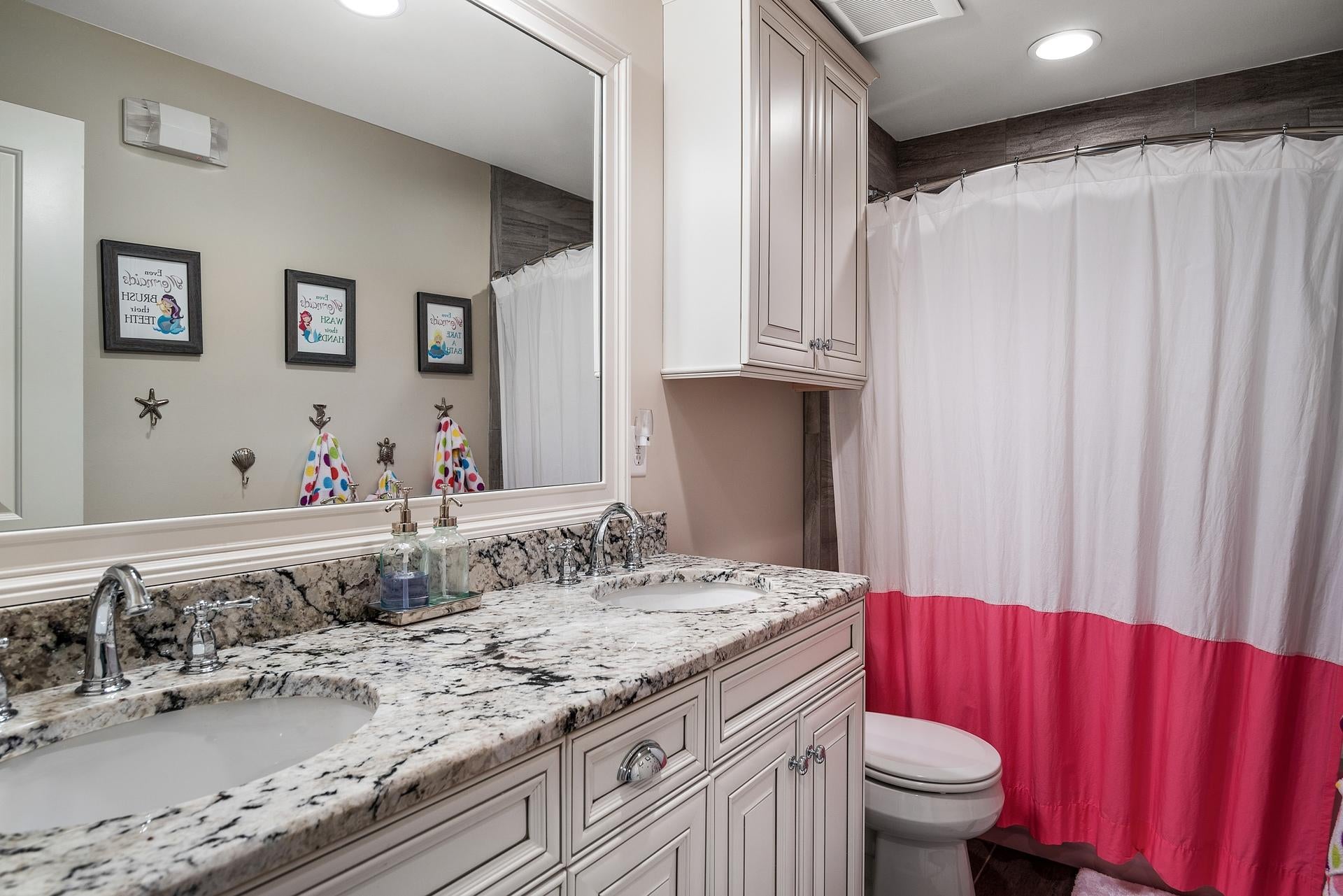 WHITE CLIFFS CONDO - Residential