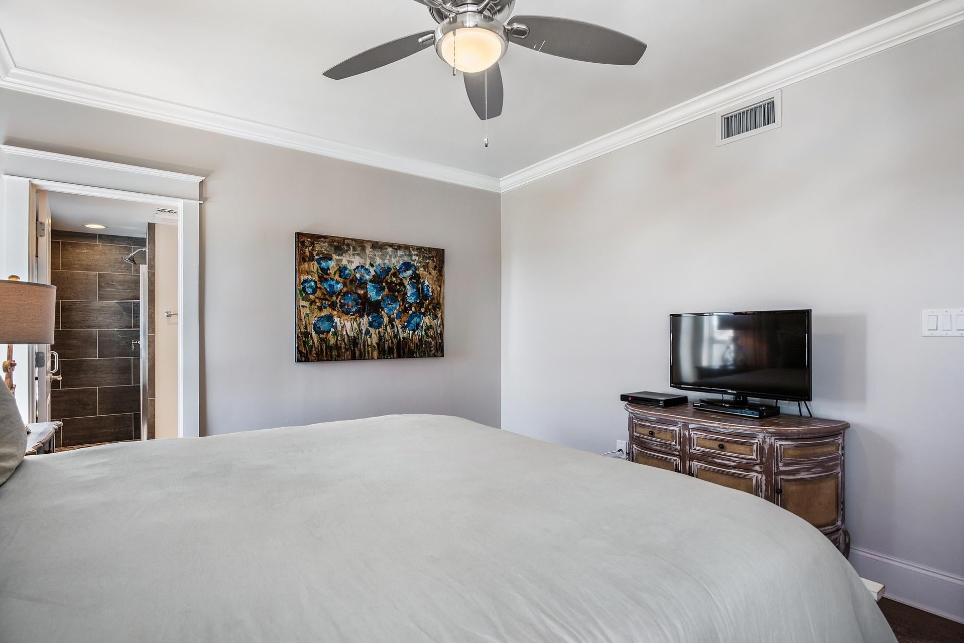 WHITE CLIFFS CONDO - Residential