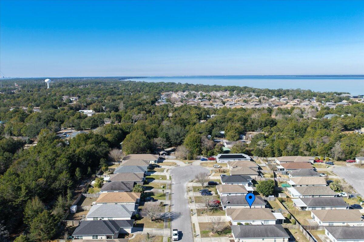 SHADOW LAKES - Residential