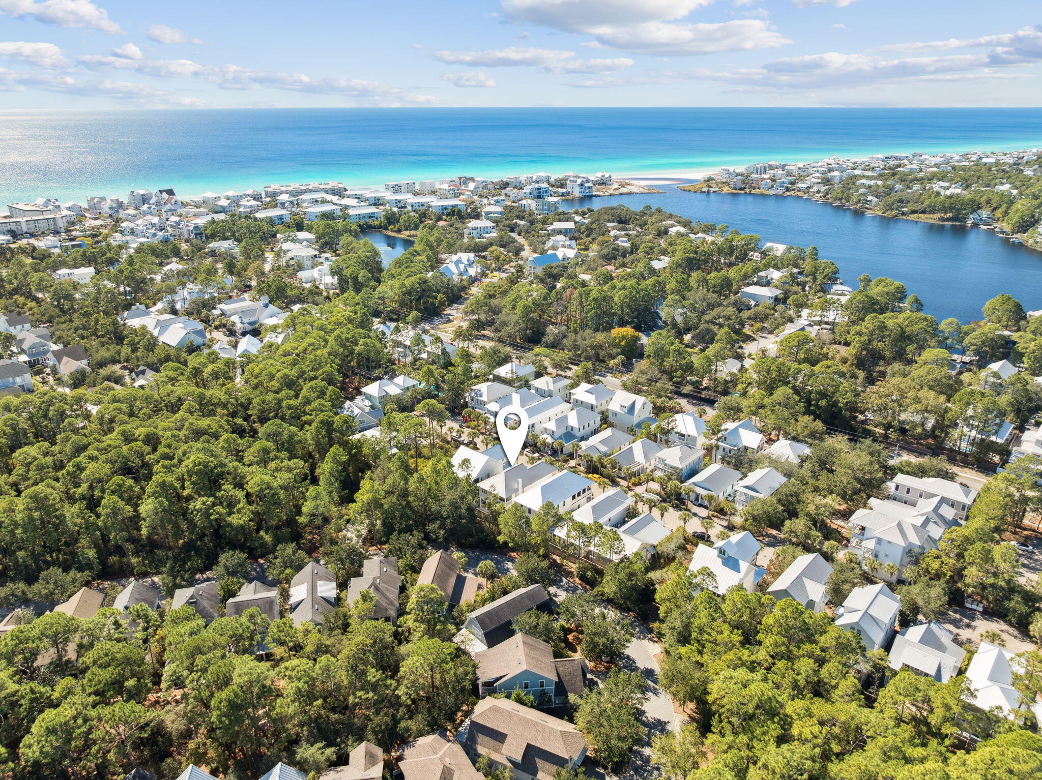 COTTAGES AT EASTERN LAKE - Residential