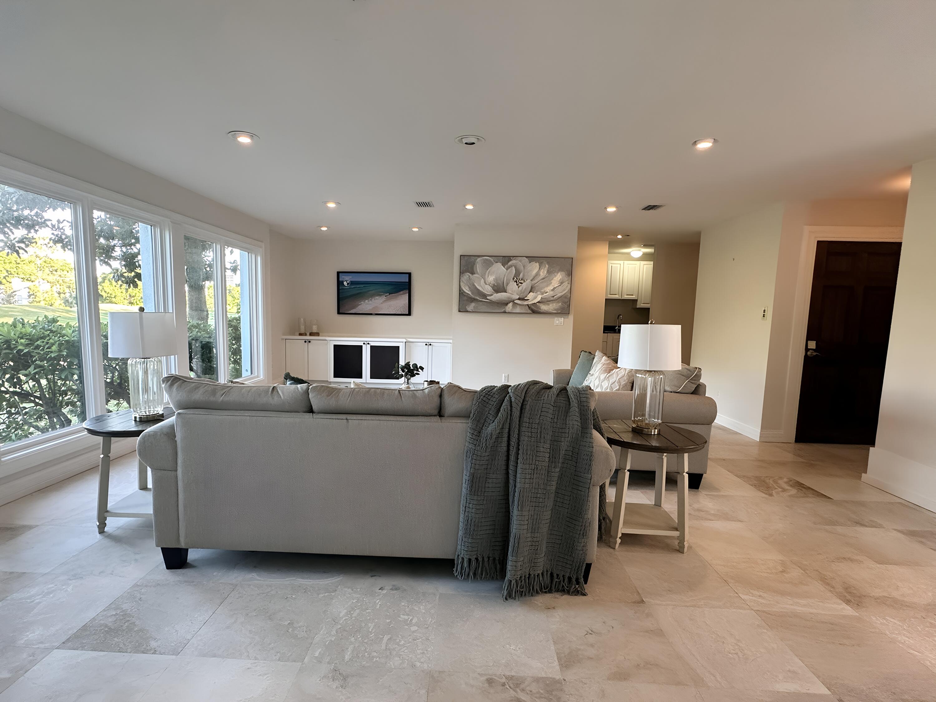 TIVOLI RIDGE - Residential