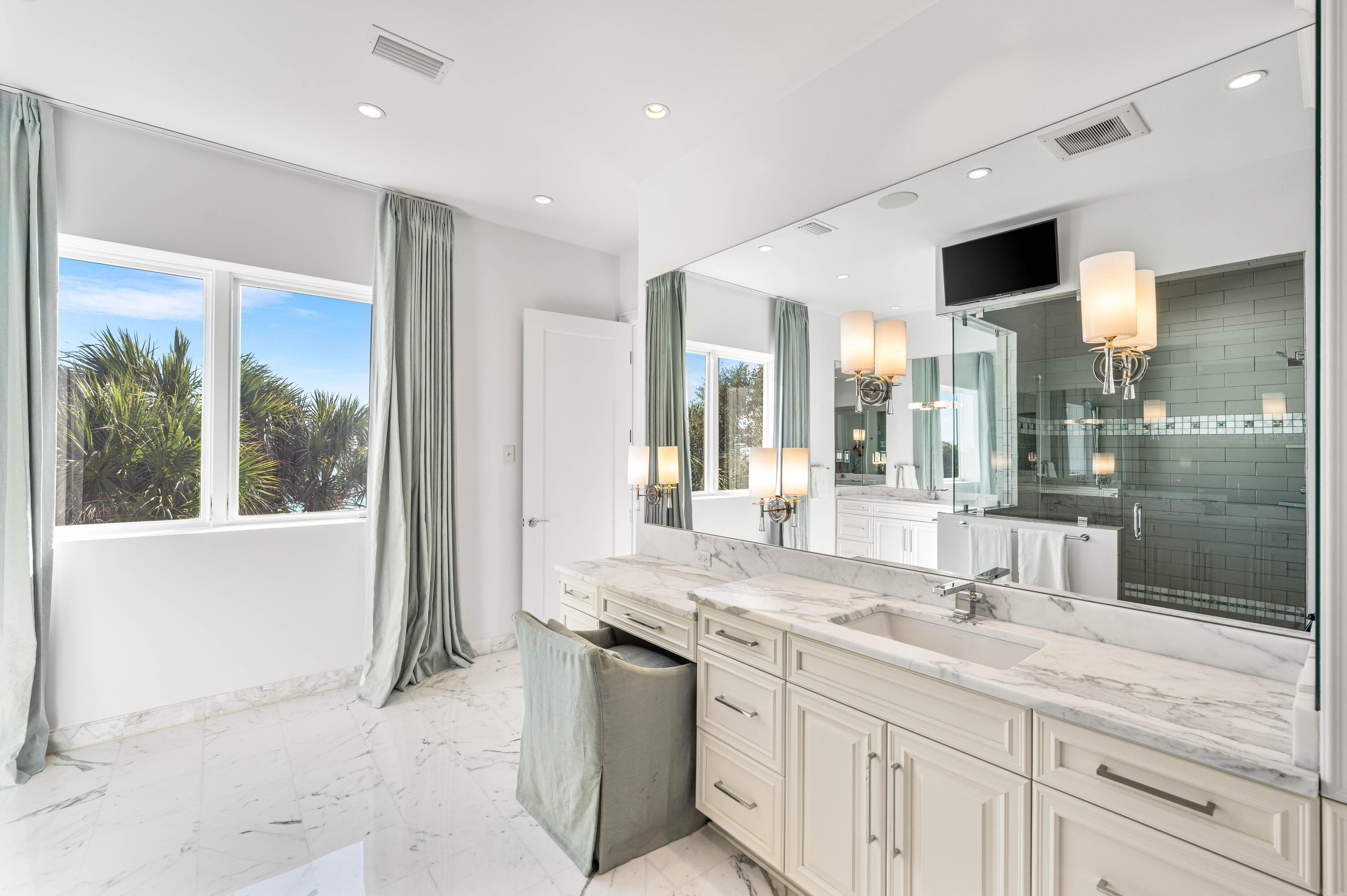 SEAGROVE 3RD ADDN - Residential