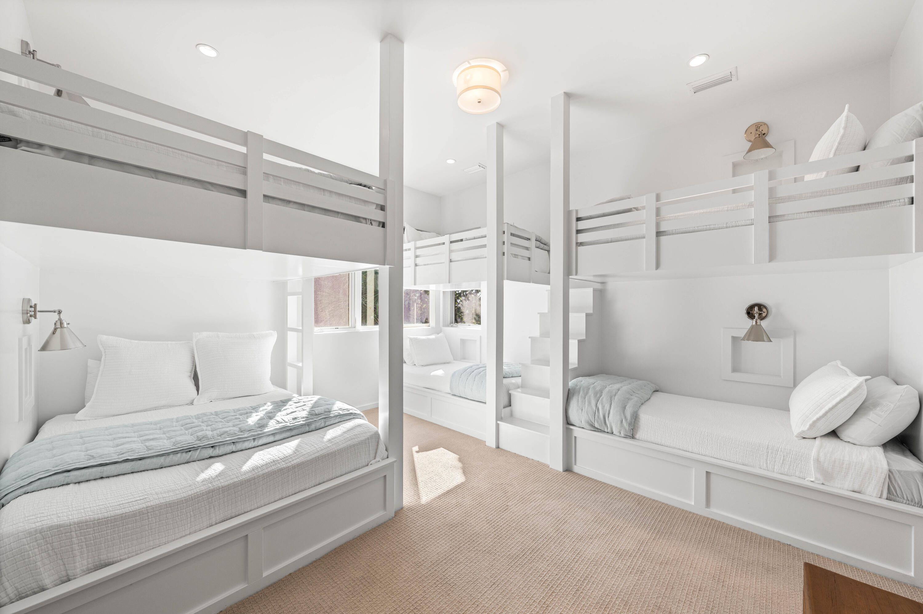 SEAGROVE 3RD ADDN - Residential