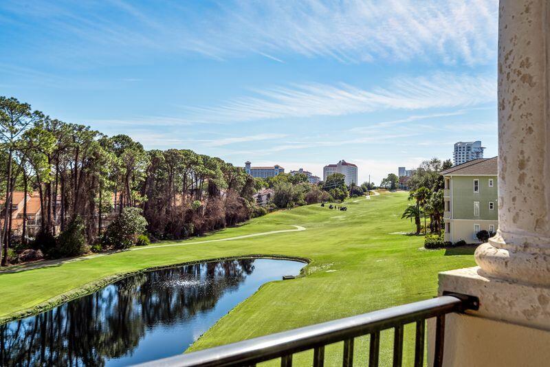 PINE RIDGE VILLAS - Residential