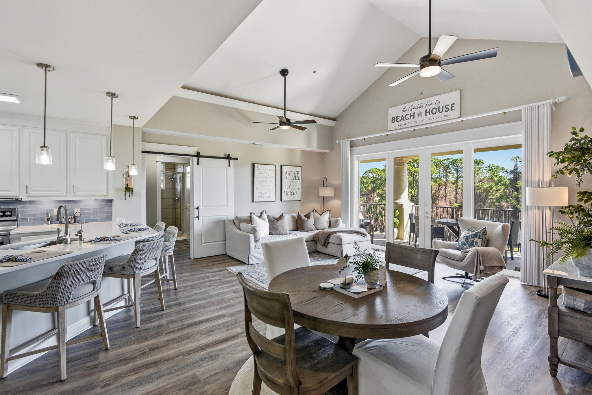 PINE RIDGE VILLAS - Residential