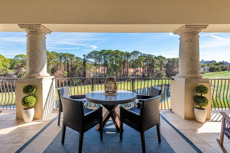 PINE RIDGE VILLAS - Residential