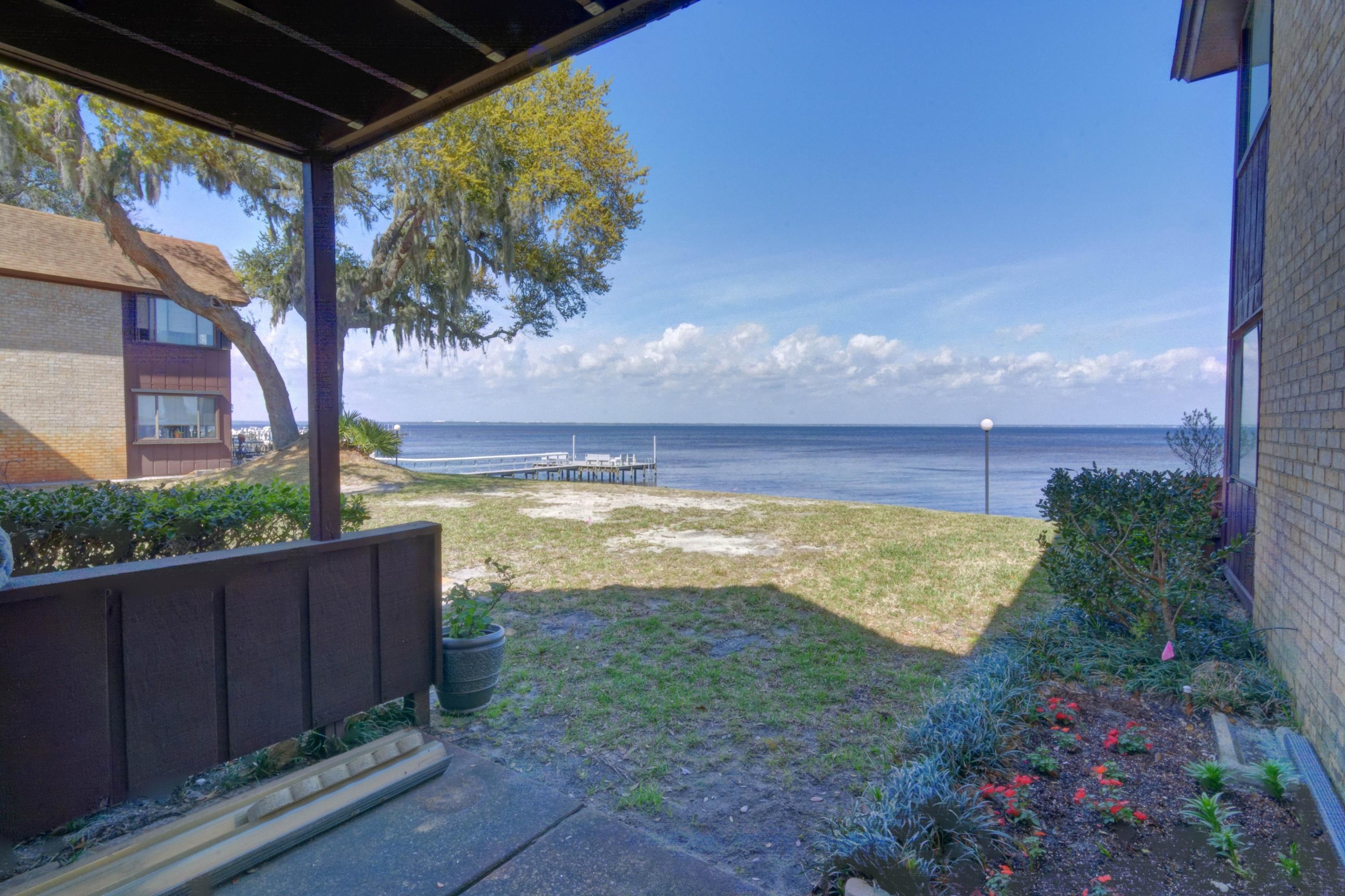 MOSSEY COVE T/H - Residential