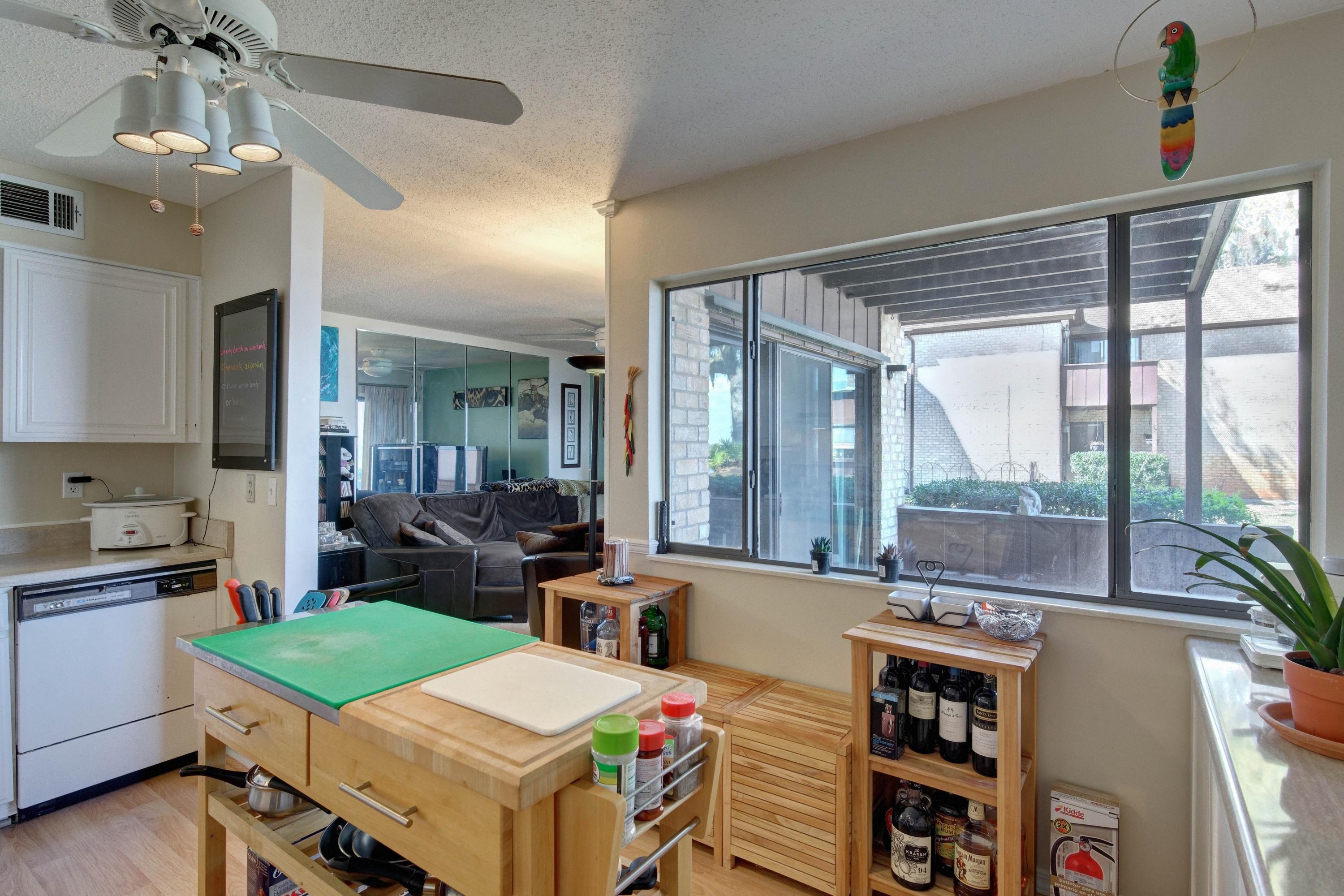 MOSSEY COVE T/H - Residential