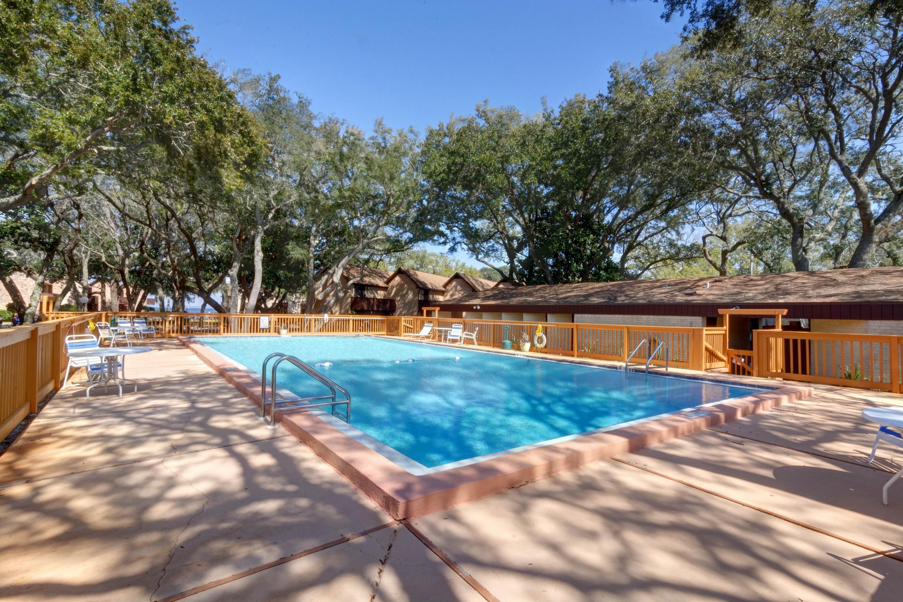 MOSSEY COVE T/H - Residential