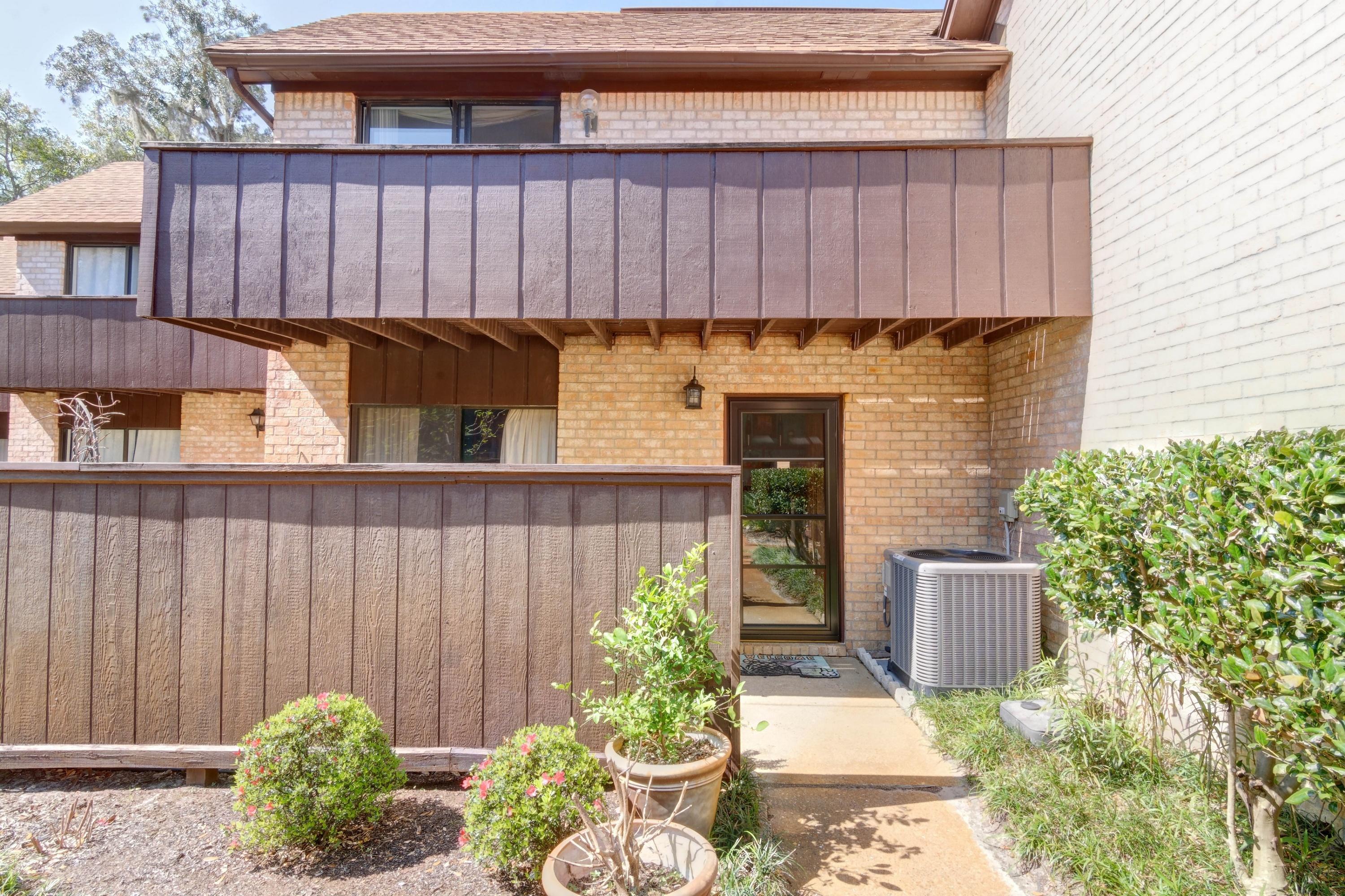 MOSSEY COVE T/H - Residential