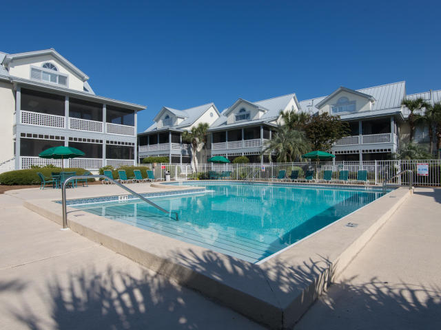 HIDDEN DUNES BEACH COTTAGES 2 - Residential