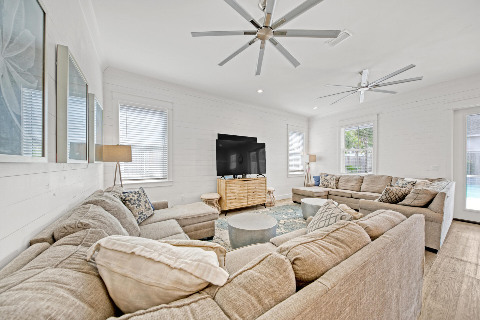 CRYSTAL BEACH - Residential