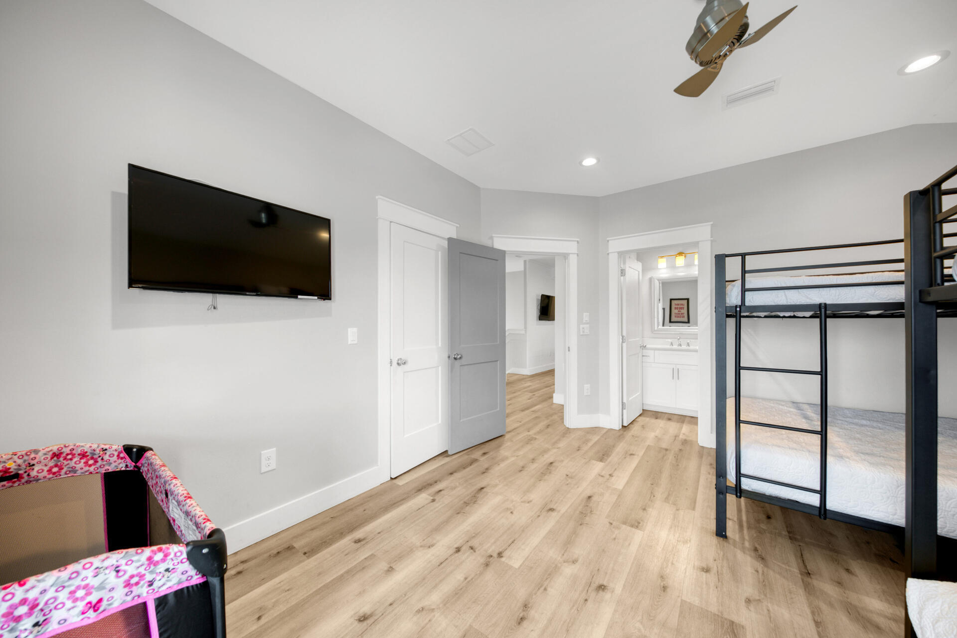 CRYSTAL BEACH - Residential